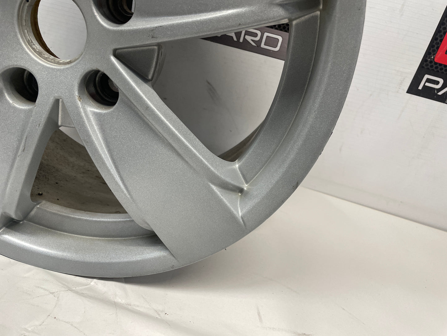 2004 Pontiac GTO Factory OEM Wheel 17X8 - Day's Parts Yard