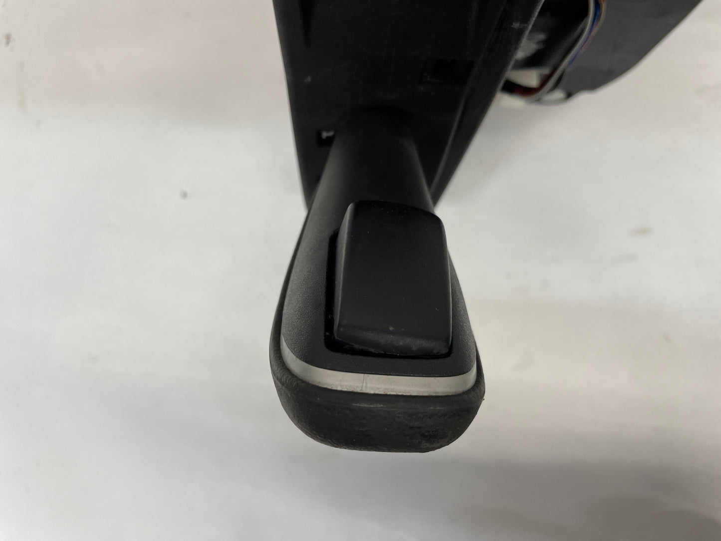 2013 Chevy Caprice PPV Automatic Transmission Shifter Gear Selector OEM - Day's Parts Yard