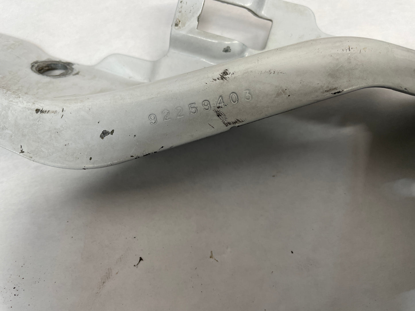 2013 Chevy Caprice PPV RH & LH Hood Hinges Set OEM - Day's Parts Yard