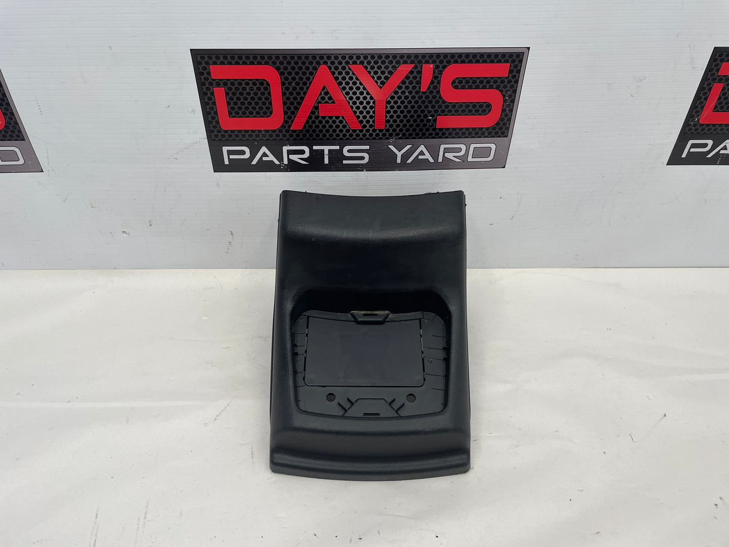 2016 Chevy Camaro SS Center Console Rear Trim Wireless Charging Pad OEM - Day's Parts Yard