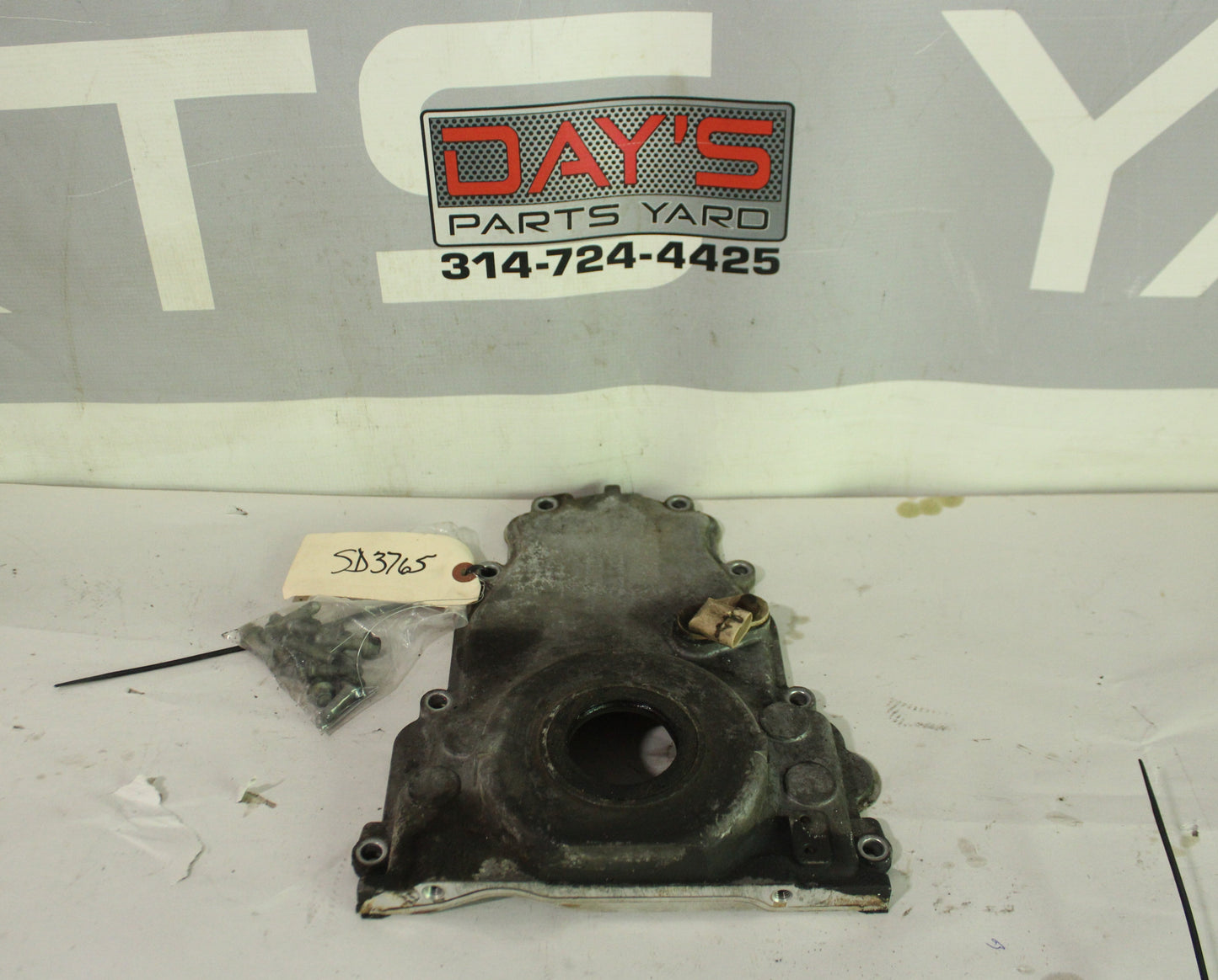 2009 Pontiac G8 GT Engine Timing Chain Front Cover OEM - Day's Parts Yard