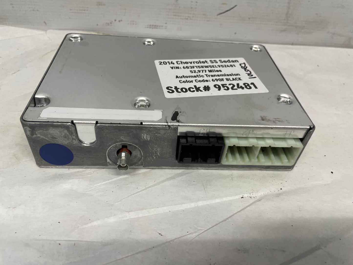 2014 Chevy SS Sedan OnStar Communication Module Unit 13505324 OEM - Day's Parts Yard