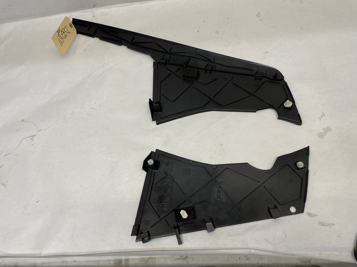 2013 Chevy Caprice PPV Center Console Side Trim Panels OEM - Day's Parts Yard