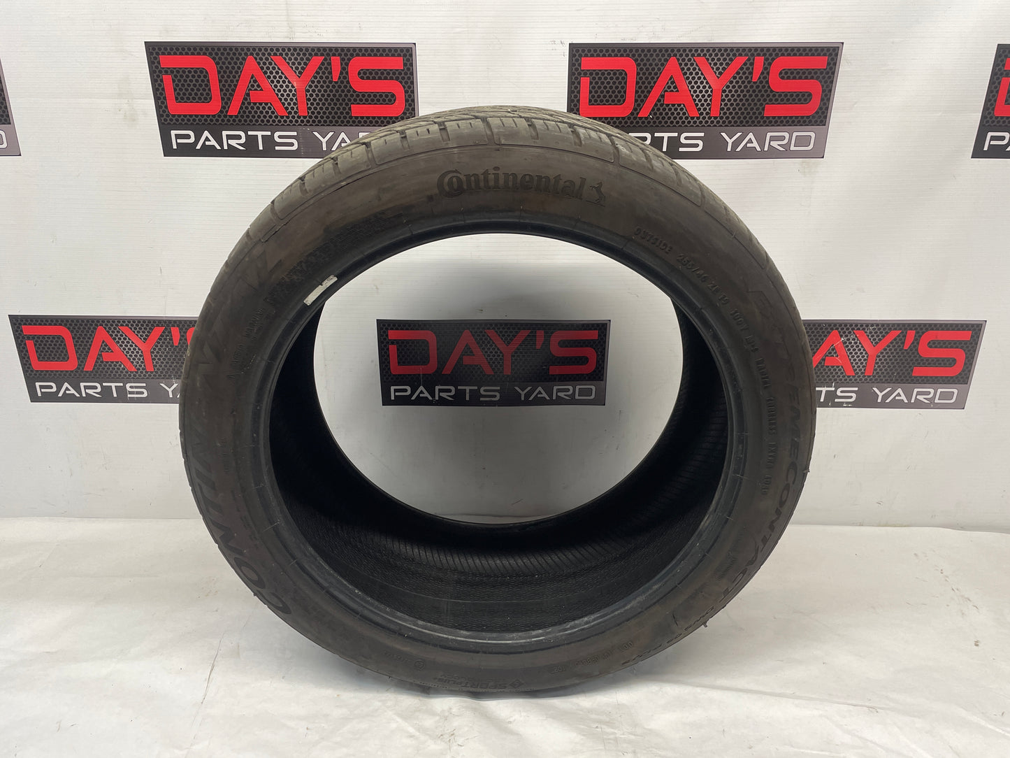 Tire Continental Extreme 255/40ZR19 - Day's Parts Yard