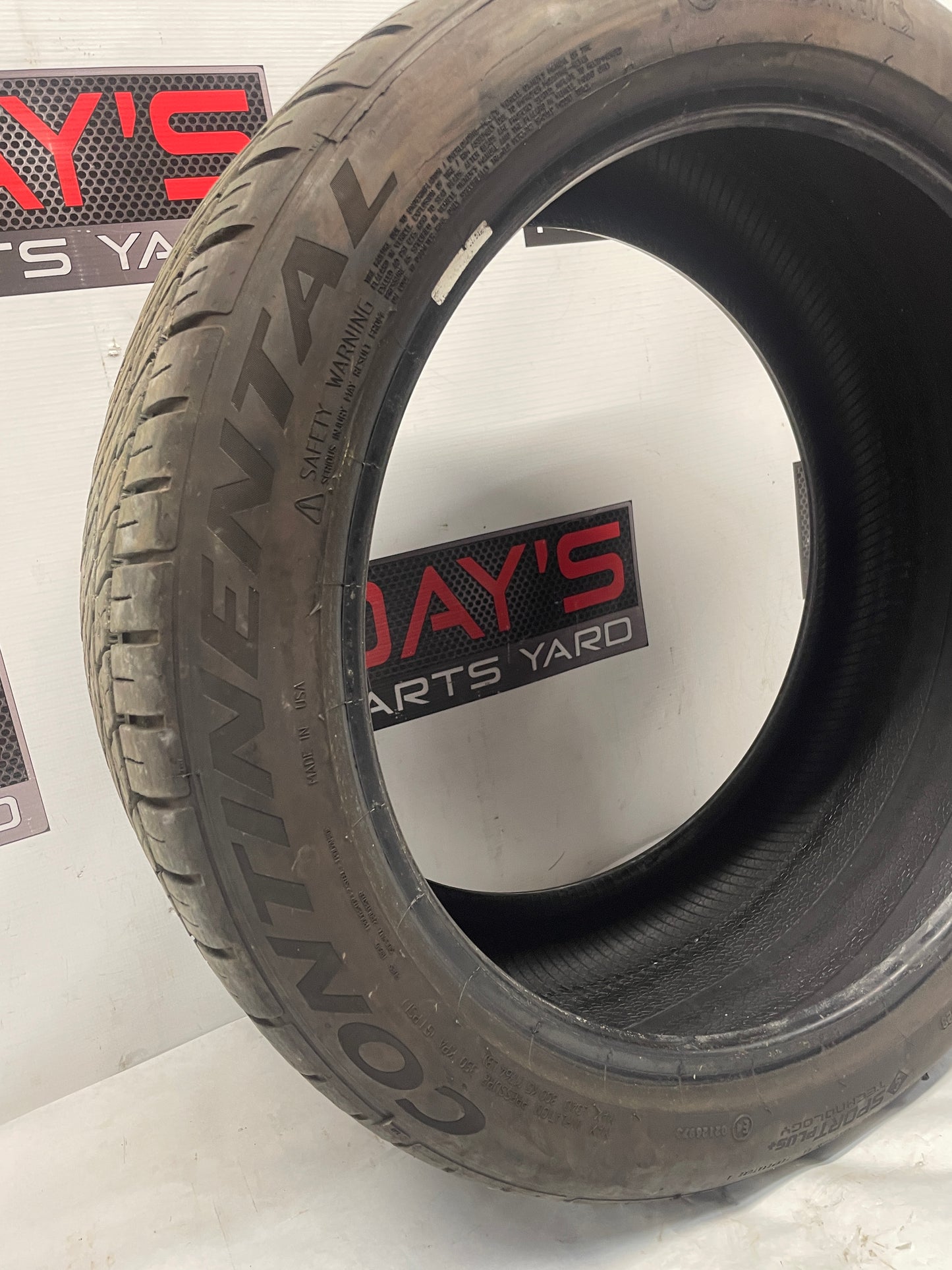 Tire Continental Extreme 255/40ZR19 - Day's Parts Yard