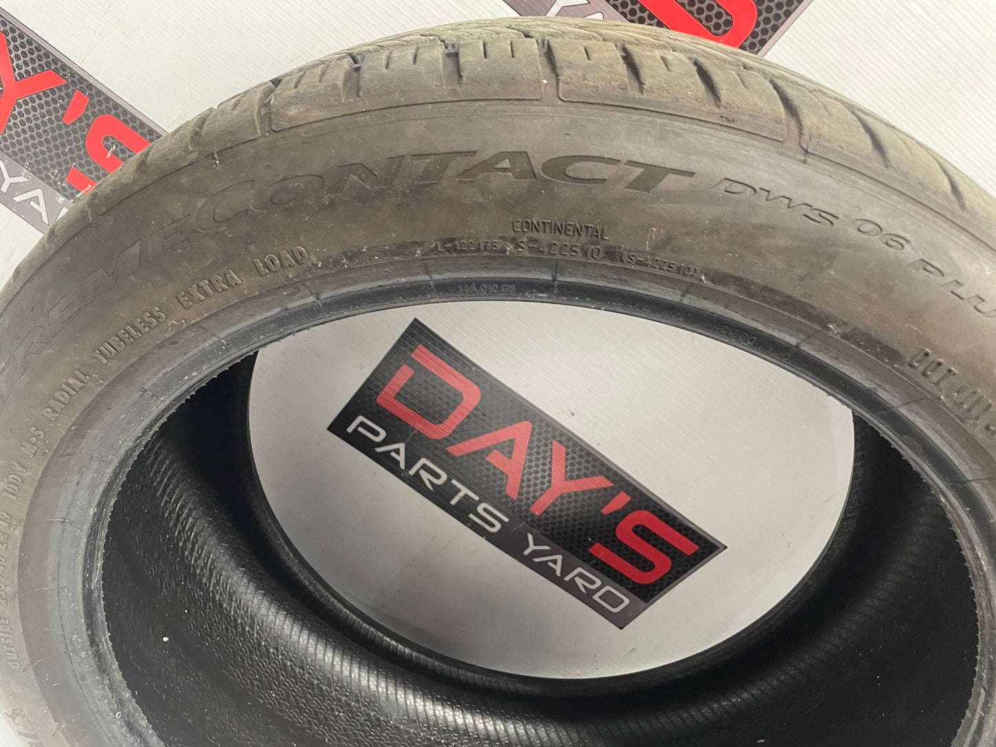 Tire Continental Extreme 255/40ZR19 - Day's Parts Yard