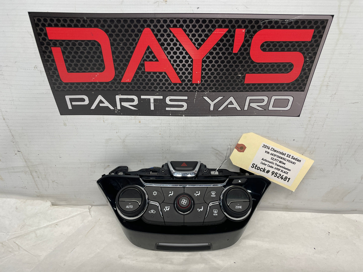 2014 Chevy SS Sedan HVAC Controls Heat A/C Control Unit OEM - Day's Parts Yard