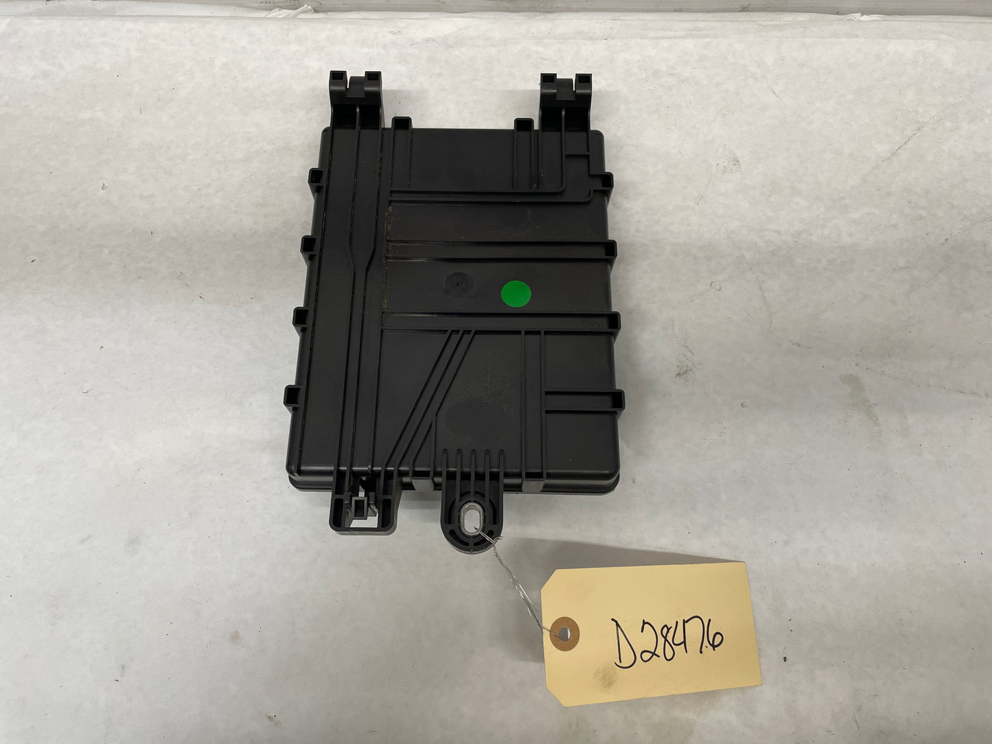 2017 Chevy SS Sedan Rear Trunk Fuse Relay Wiring Harness Junction Box Block Panel OEM