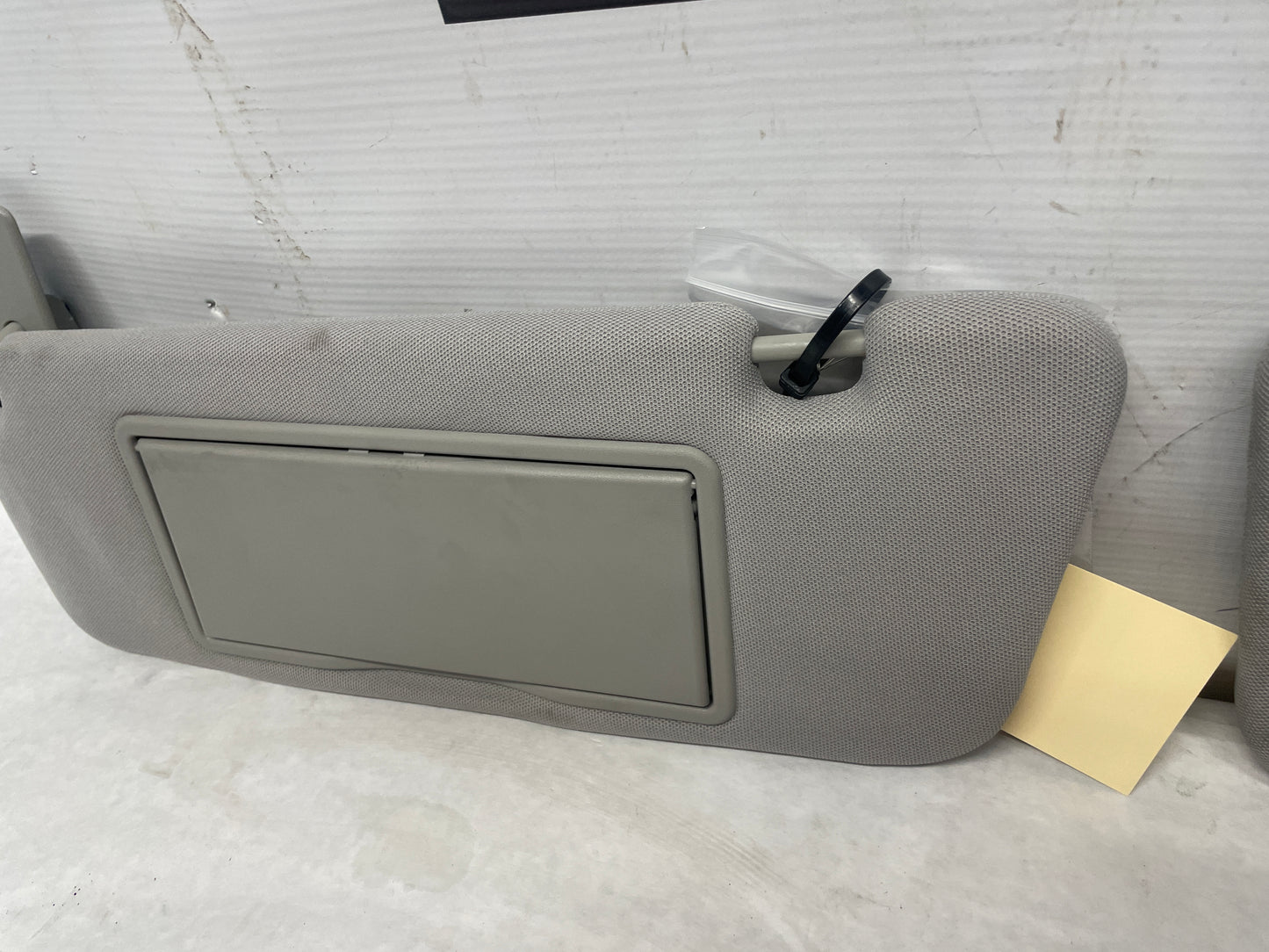 2014 Chevy SS Sedan RH & LH Sun Visor Sunvisor Shade Set w/ Clips OEM - Day's Parts Yard