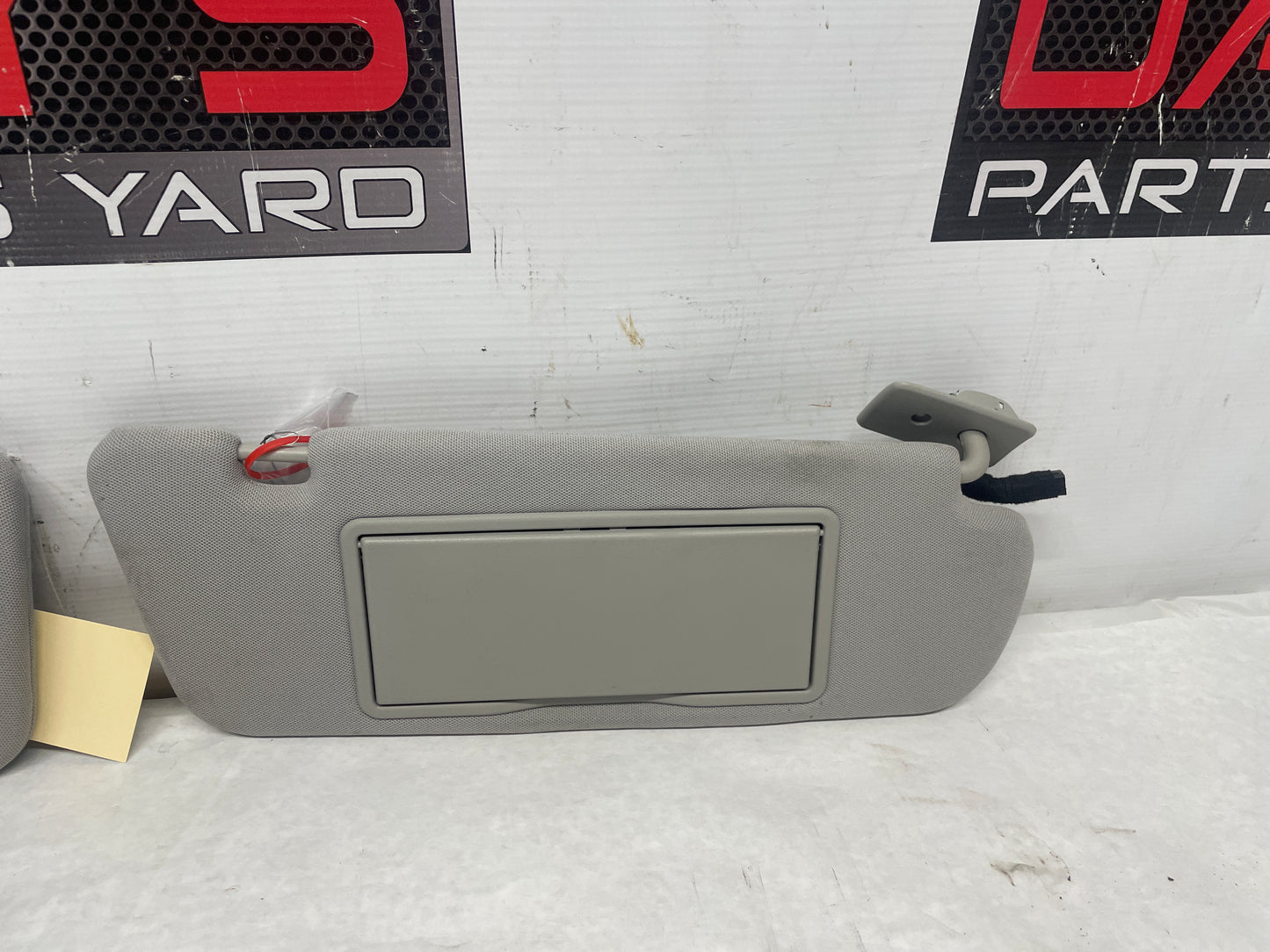 2014 Chevy SS Sedan RH & LH Sun Visor Sunvisor Shade Set w/ Clips OEM - Day's Parts Yard