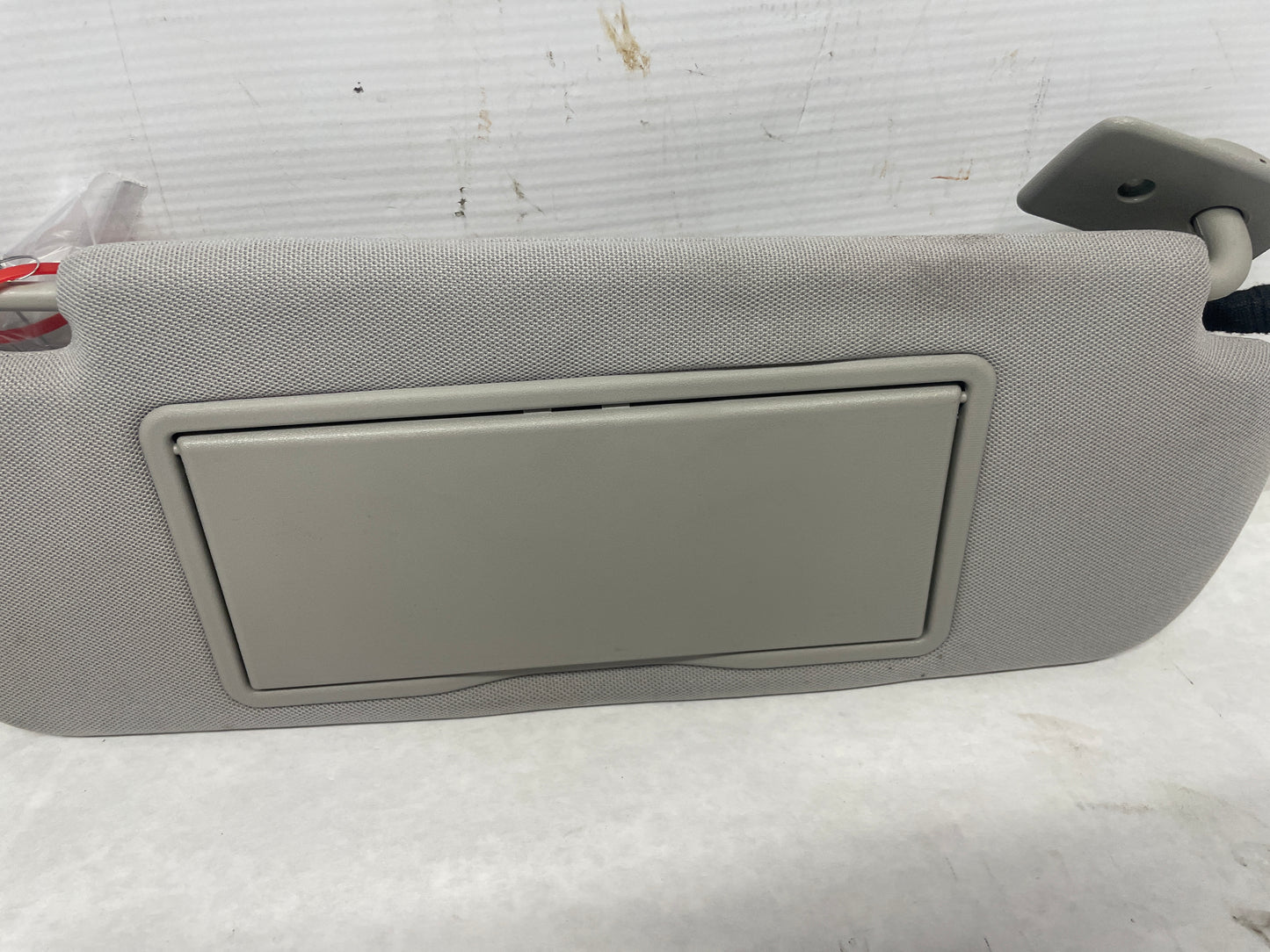 2014 Chevy SS Sedan RH & LH Sun Visor Sunvisor Shade Set w/ Clips OEM - Day's Parts Yard