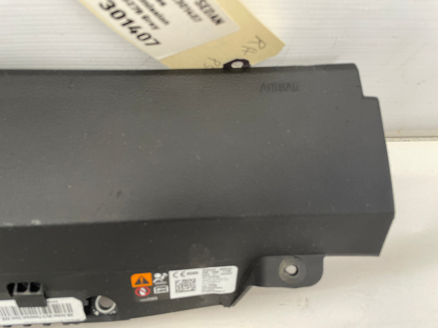 2017 Chevy SS Sedan RH Passenger Knee Airbag Dash Bag OEM - Day's Parts Yard