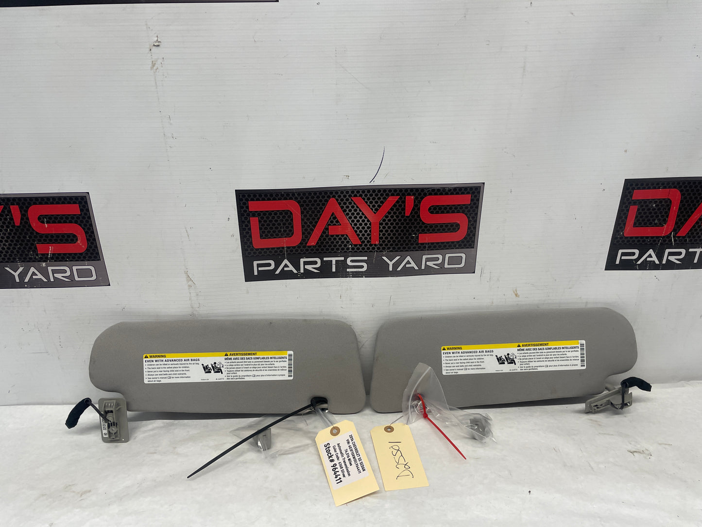 2014 Chevy SS Sedan RH & LH Sun Visor Sunvisor Shade Set w/ Clips OEM - Day's Parts Yard