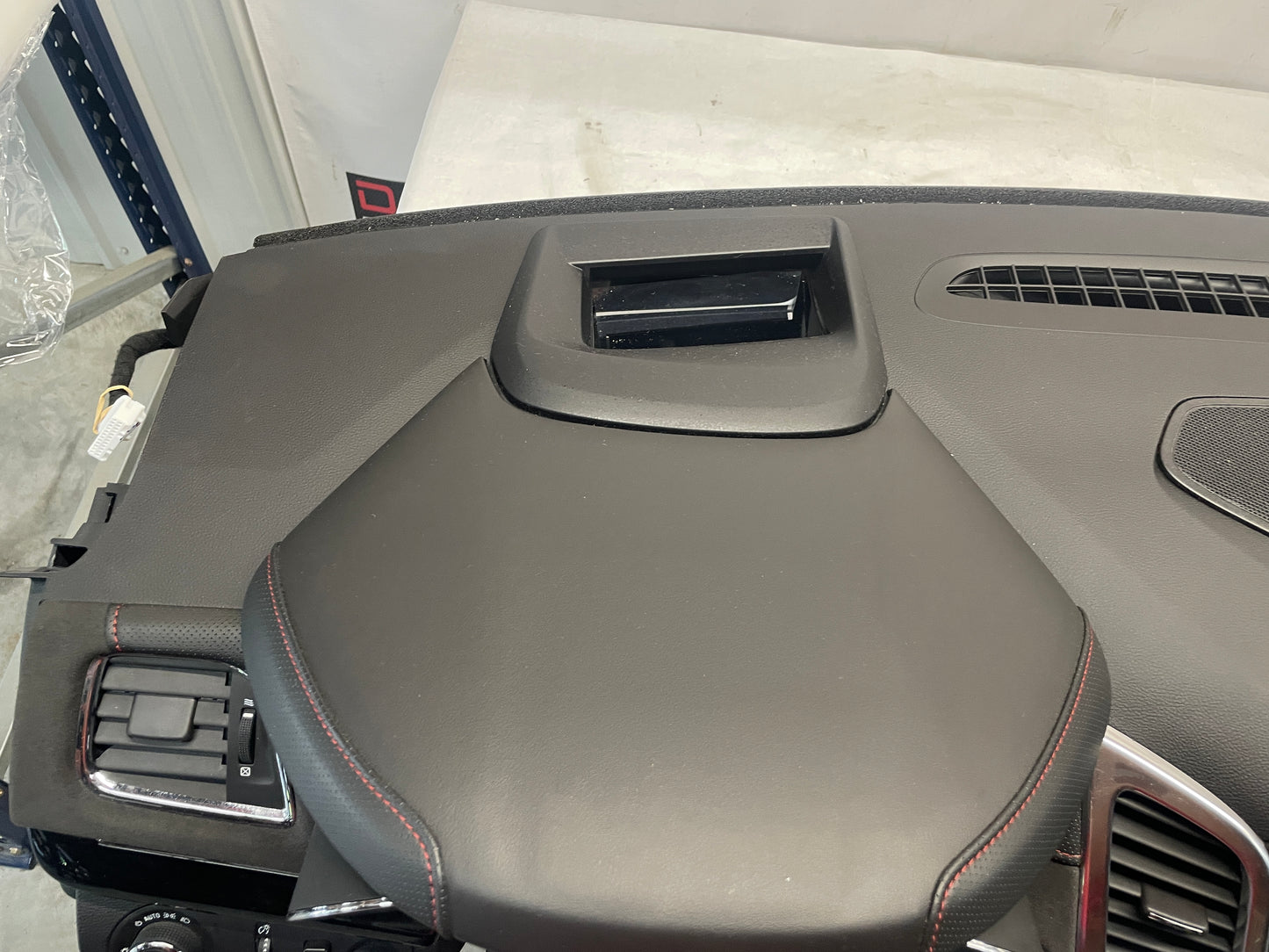 2014 Chevy SS Sedan Complete Dash & Center Console w/ Shifter OEM - Day's Parts Yard