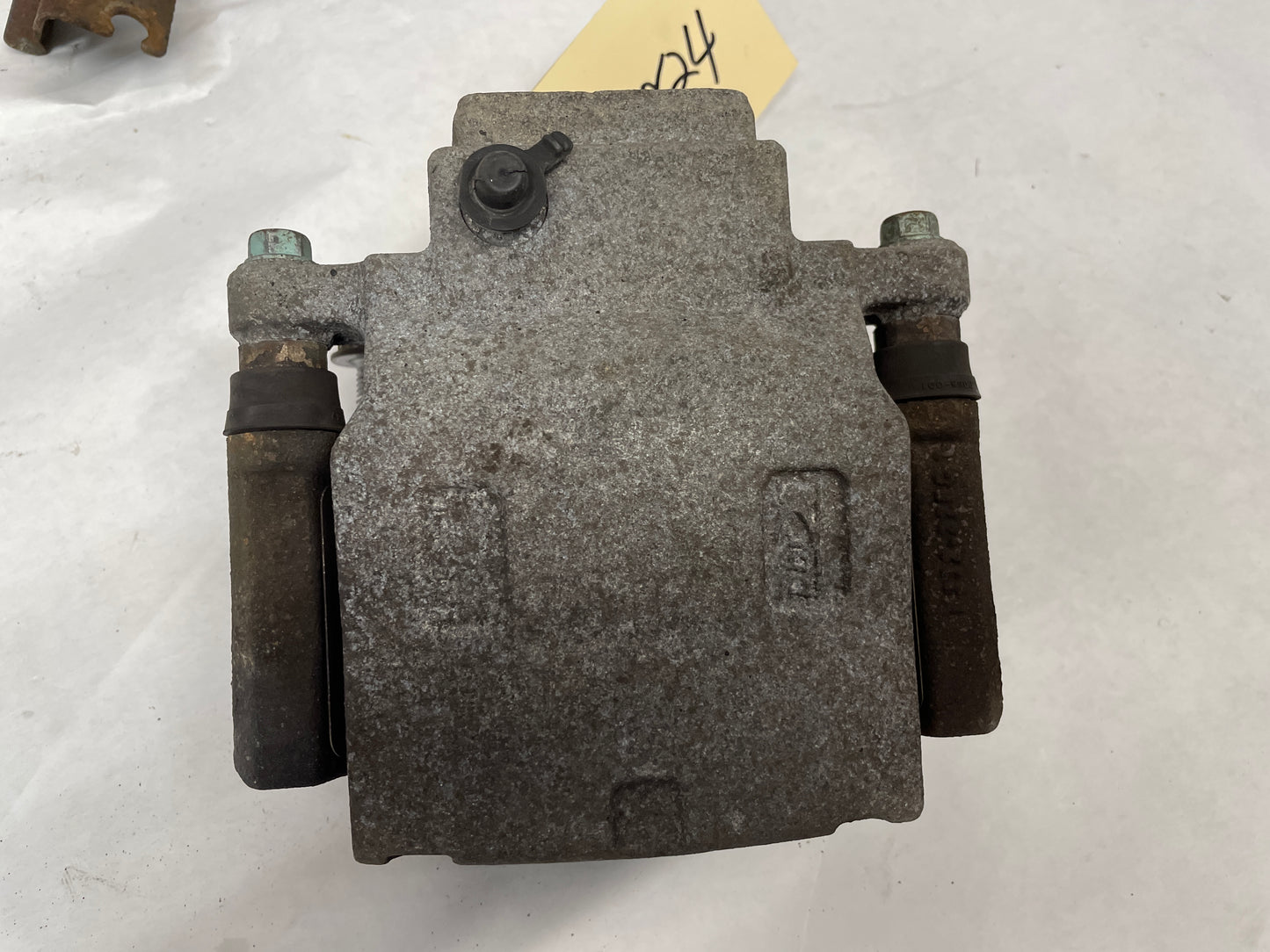 2013 Chevy Caprice PPV Brake Calipers Fronts and Rears OEM - Day's Parts Yard