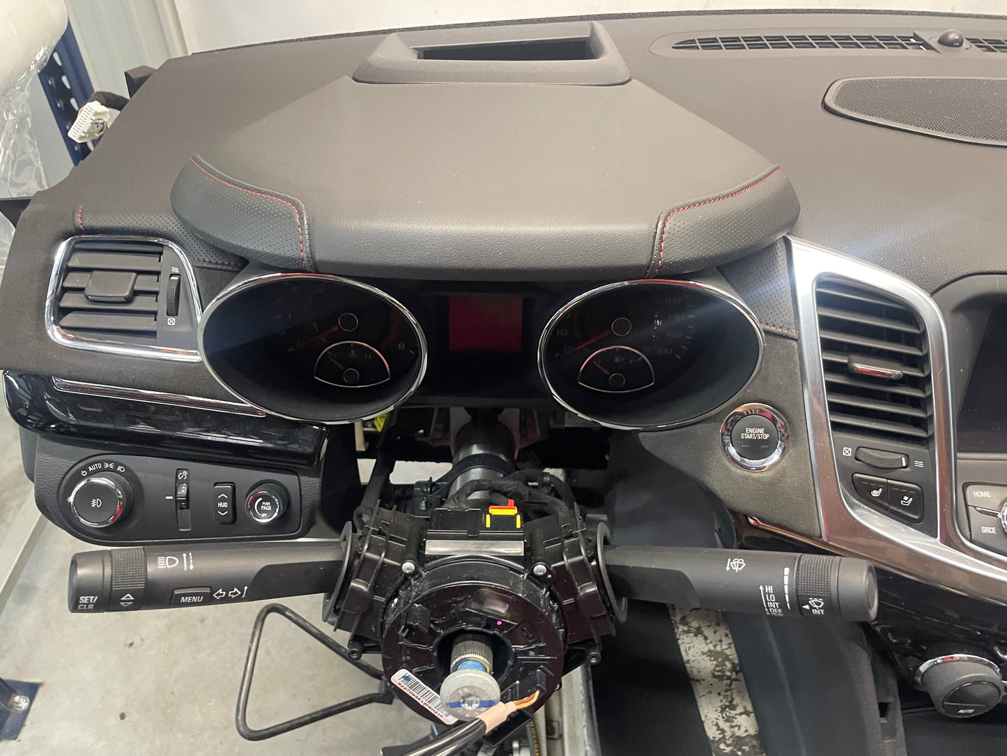 2014 Chevy SS Sedan Complete Dash & Center Console w/ Shifter OEM - Day's Parts Yard