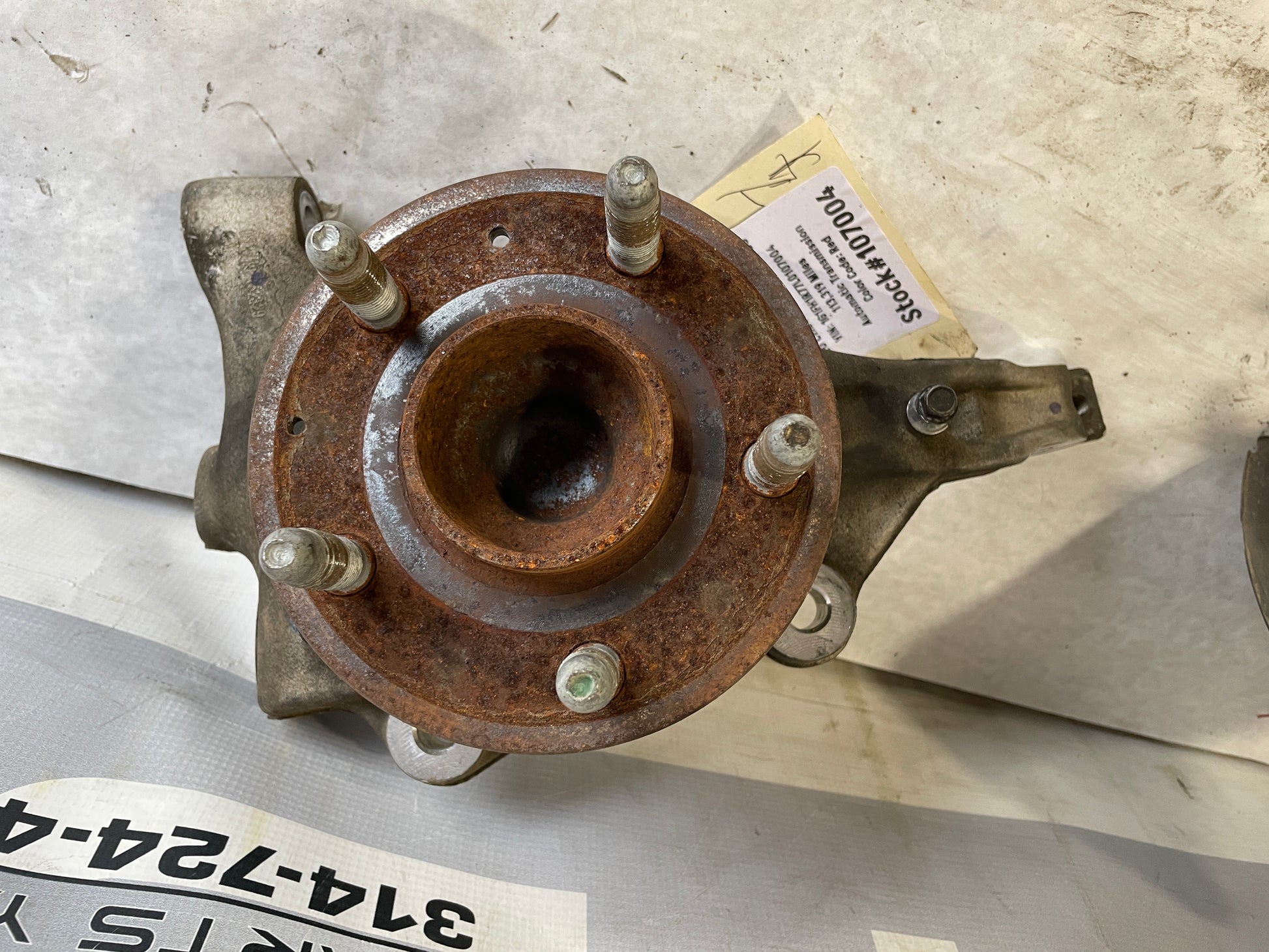2020 Chevy Camaro SS LH Driver Spindle Knuckle Hub OEM - Day's Parts Yard