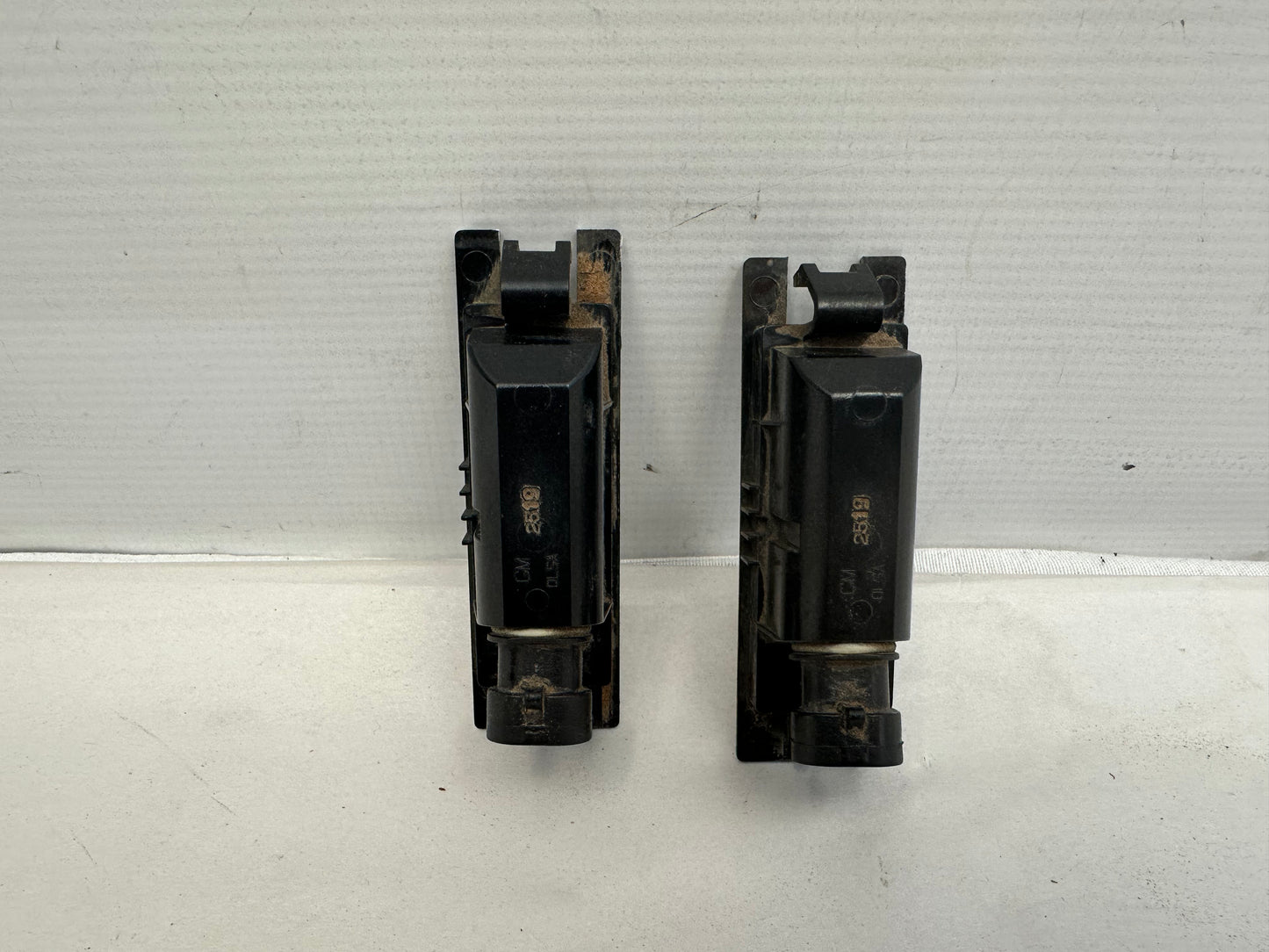 2020 Chevy Camaro SS License Plate Tag Lights Set OEM - Day's Parts Yard
