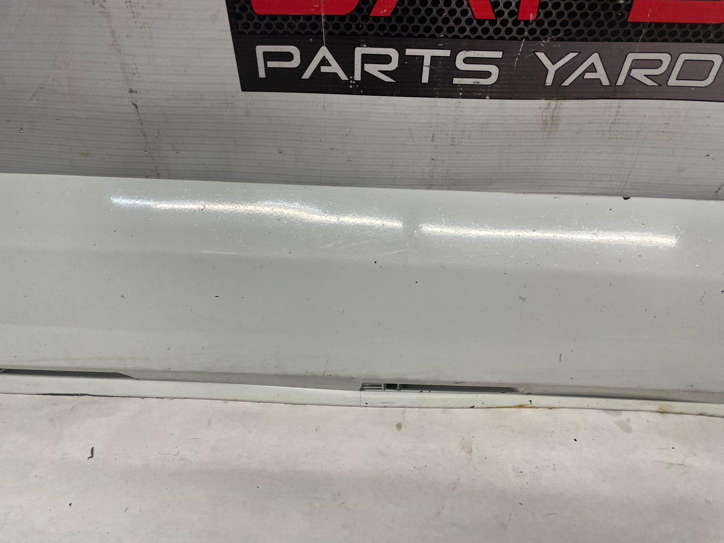 2013 Chevy Caprice PPV RH Passenger Rocker Molding Side Skirt Panel Trim OEM - Day's Parts Yard