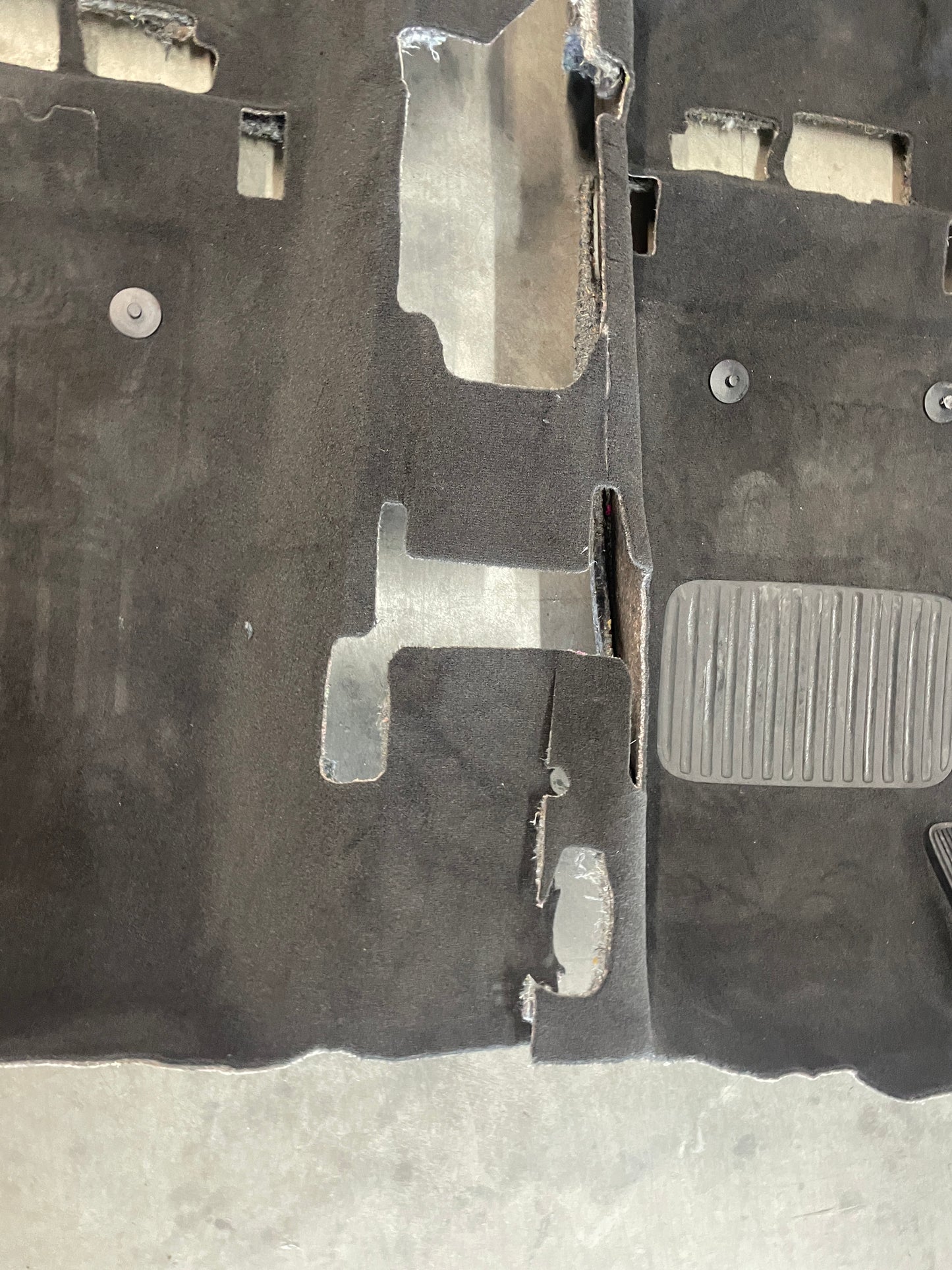 2014 Chevy SS Sedan Complete Floor Carpet OEM - Day's Parts Yard