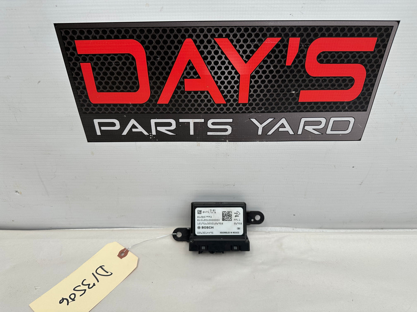 2020 Chevy Camaro SS Parking Assist Control Module OEM - Day's Parts Yard