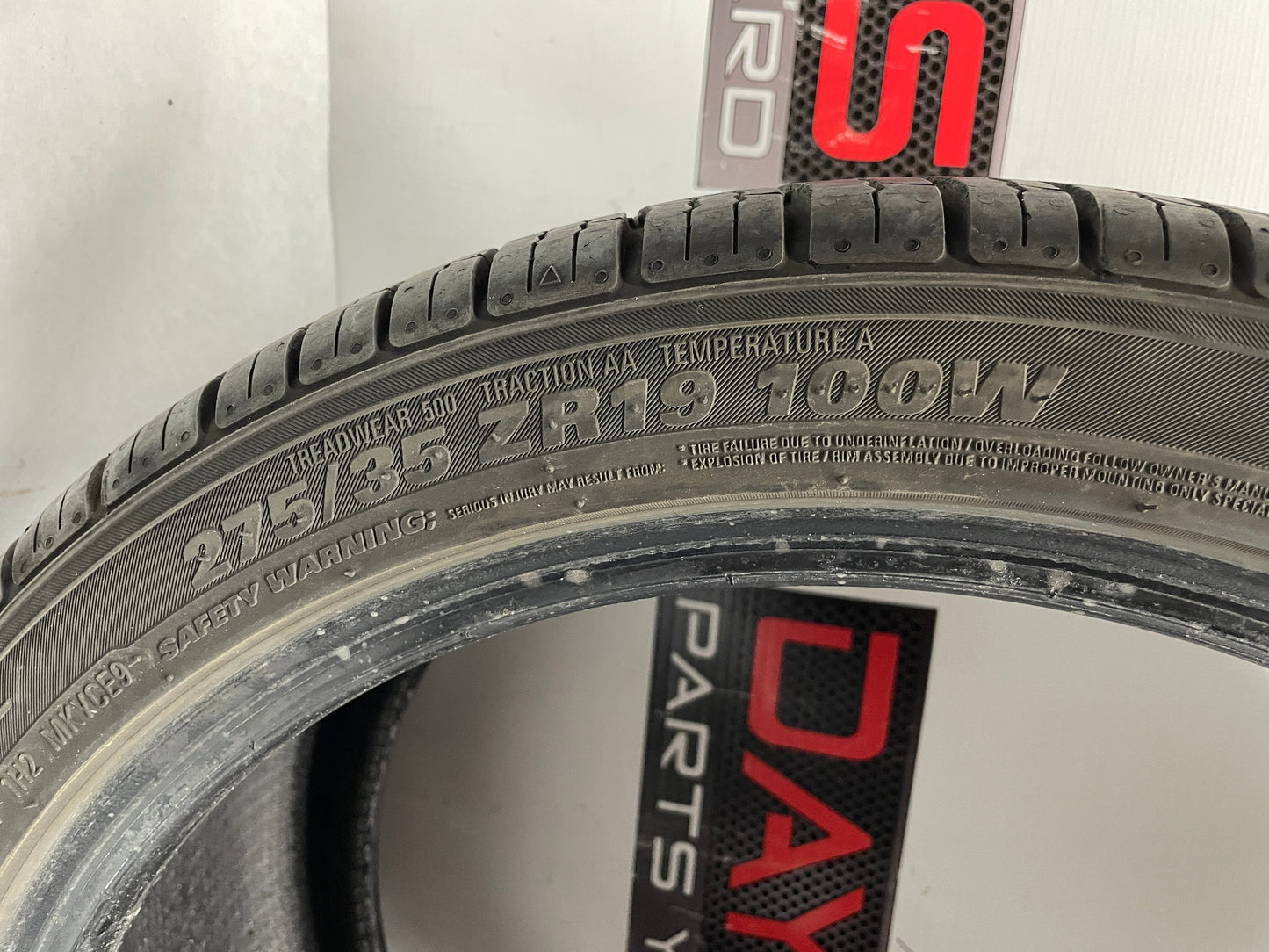 275/35ZR19 Kumho Ecsta Tire - Day's Parts Yard