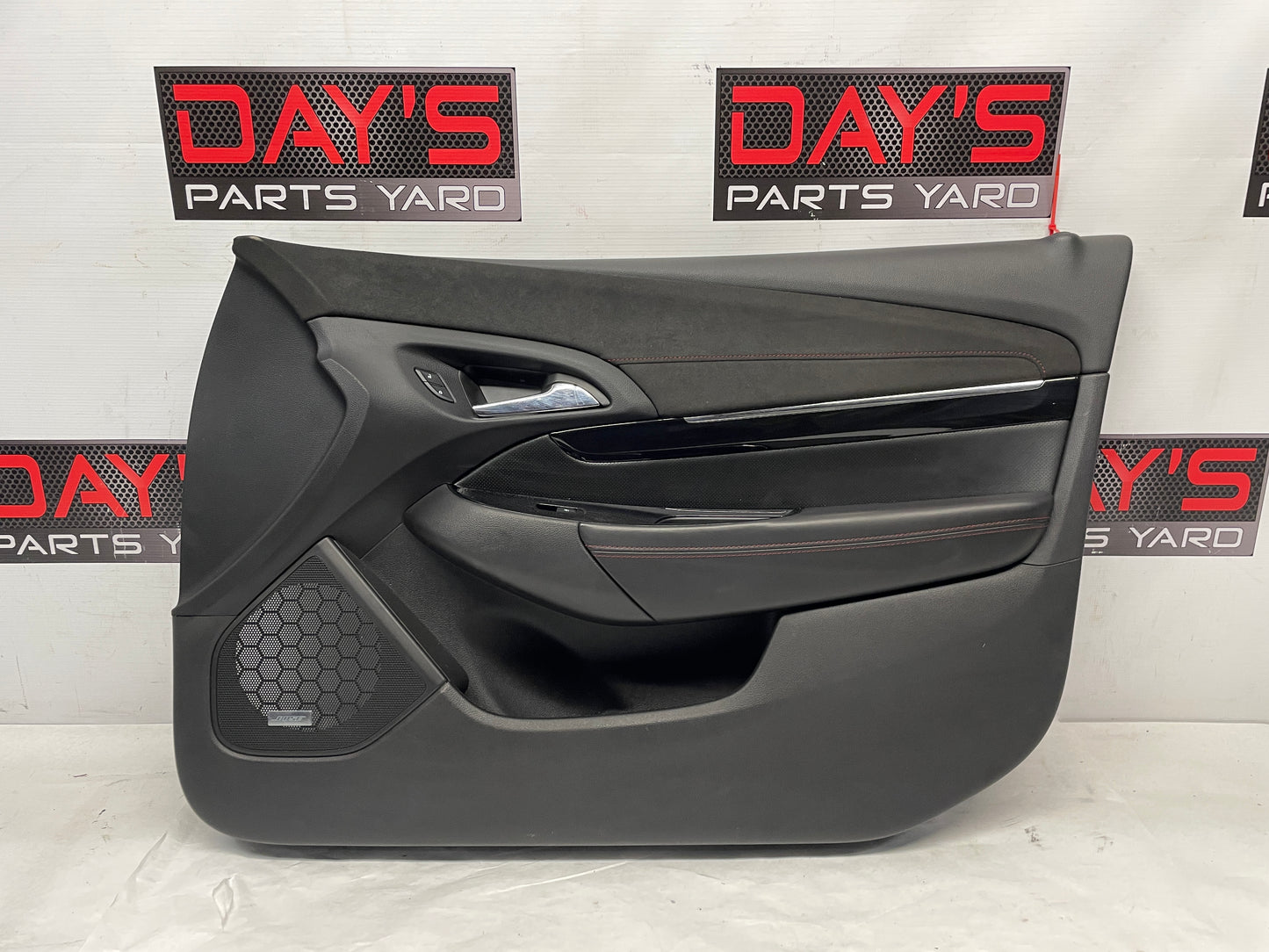 2014 Chevrolet SS Sedan RH Passenger Front Interior Door Panel OEM - Day's Parts Yard