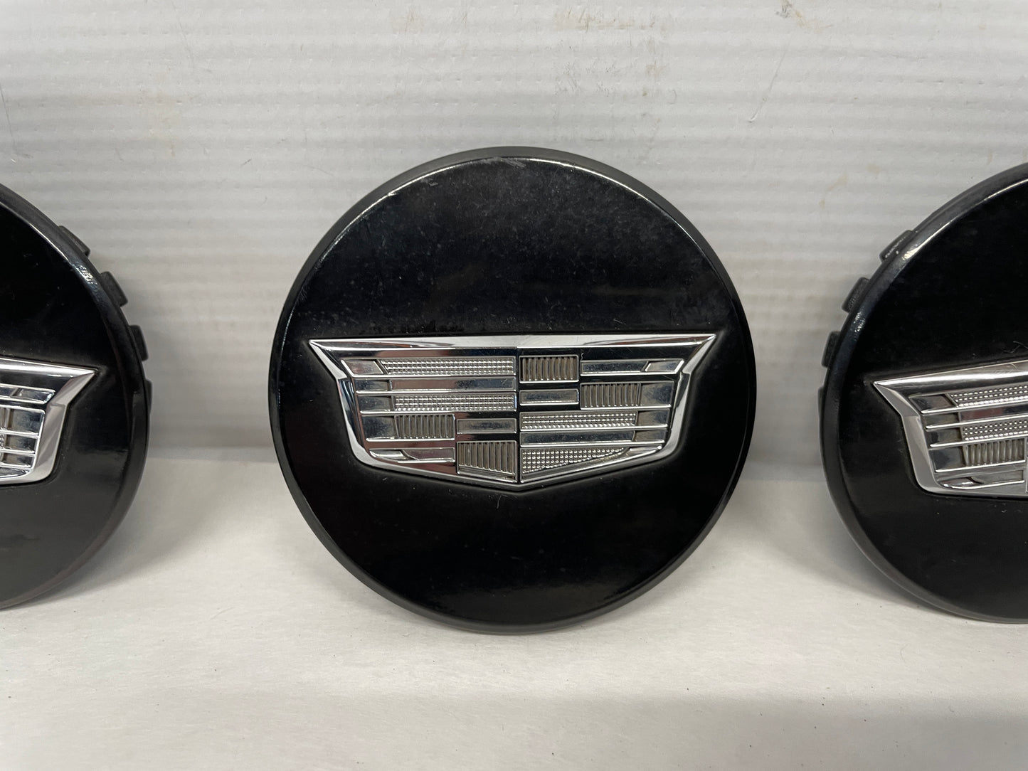 2016 Cadillac ATS-V Coupe Wheel Center Cap Set OEM - Day's Parts Yard