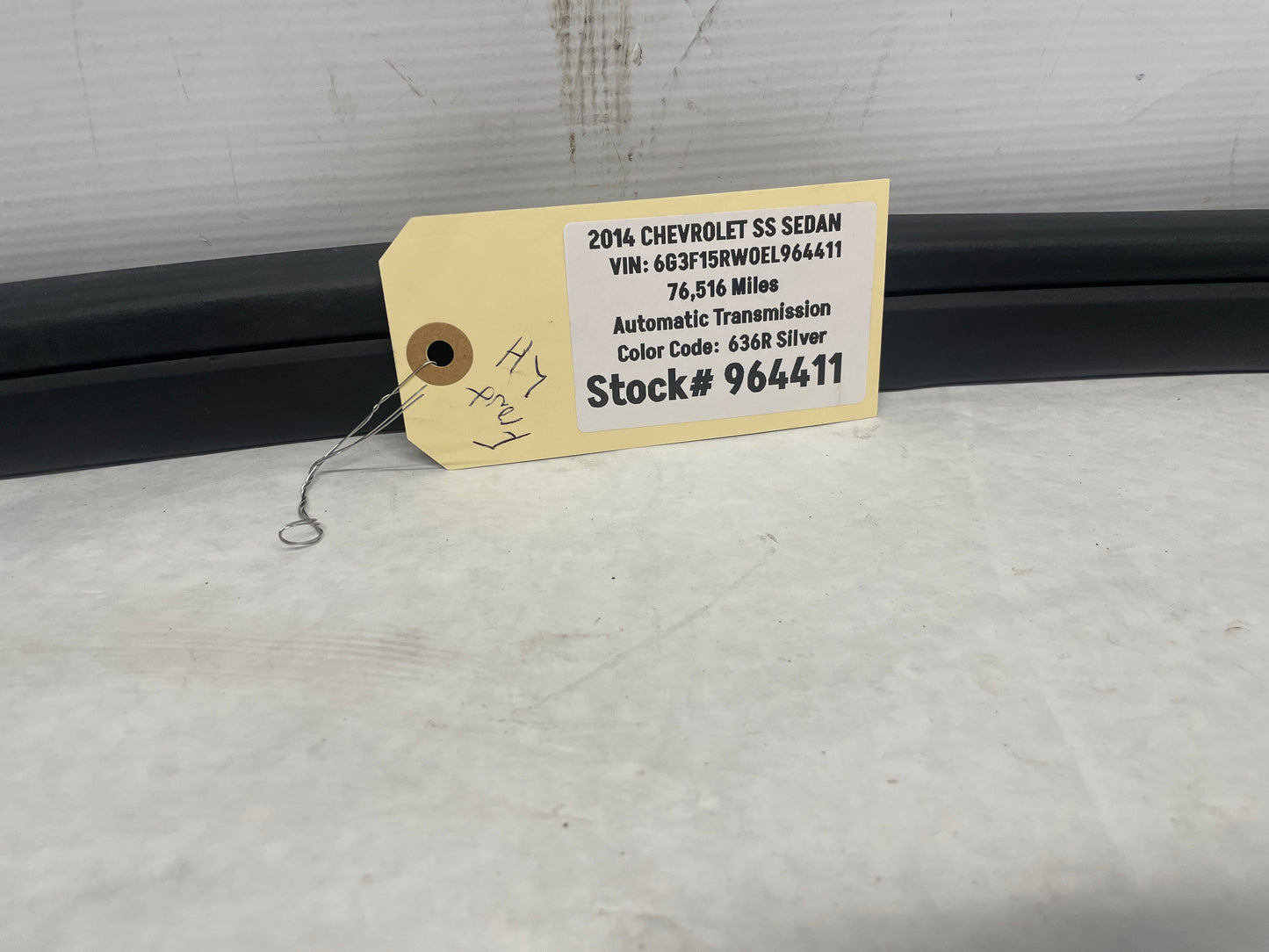 2014 Chevy SS Sedan LH Driver Front Door Weather Strip Rubber Seal OEM - Day's Parts Yard