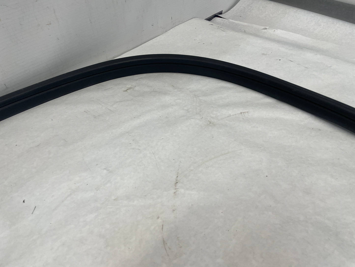 2014 Chevy SS Sedan LH Driver Front Door Weather Strip Rubber Seal OEM - Day's Parts Yard