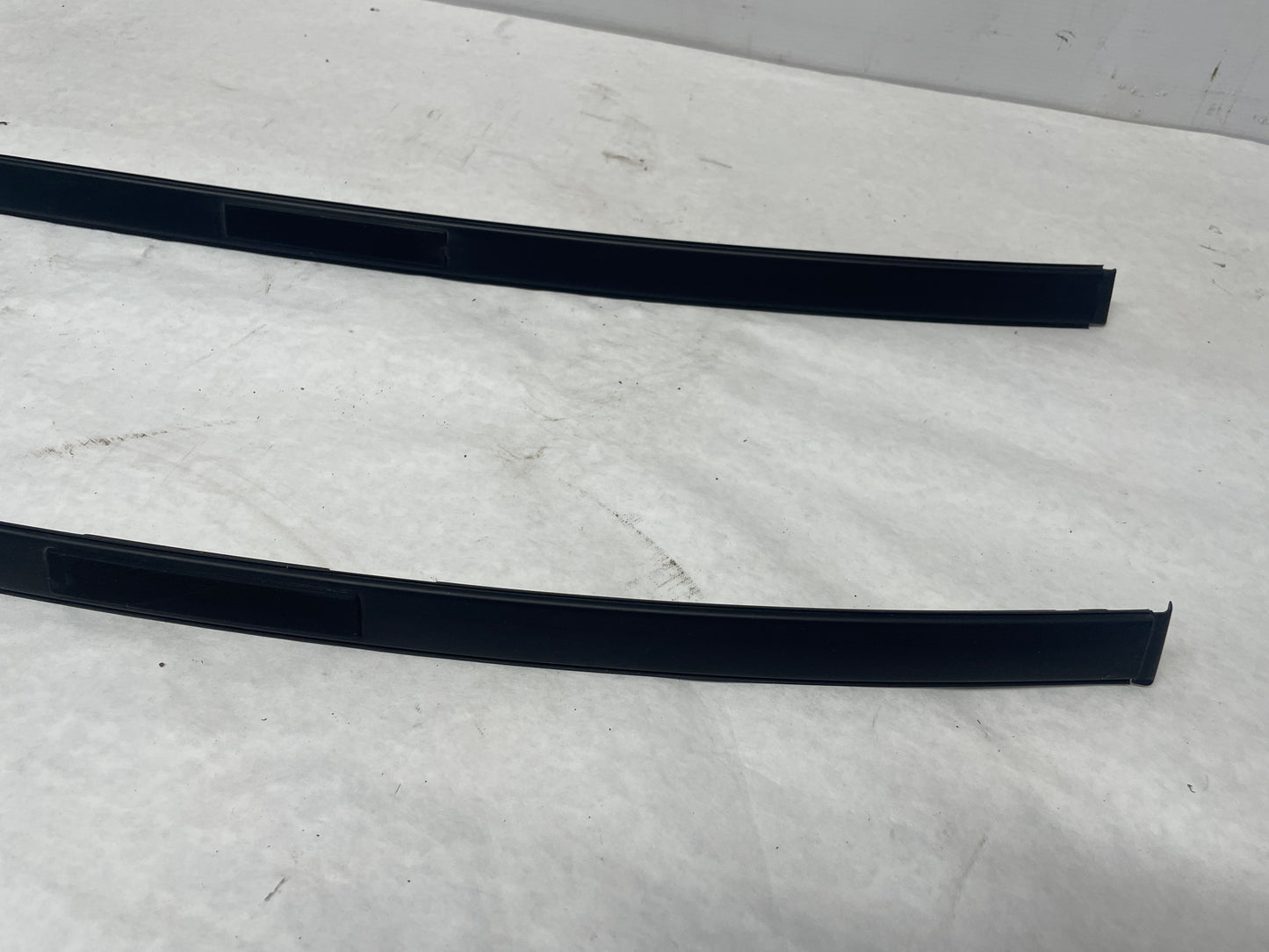 2014 Chevy SS Sedan Roof Top Trim Moldings RH & LH OEM - Day's Parts Yard