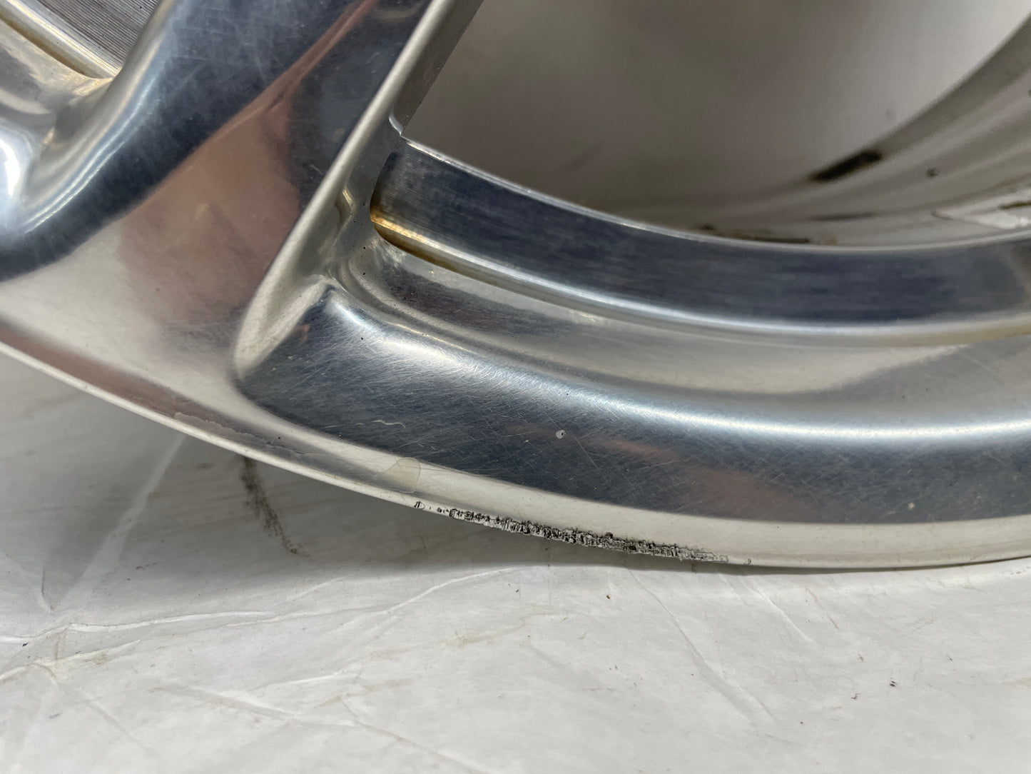 2014 Chevy SS Sedan Factory OEM Front Wheel 19X8.5 - Day's Parts Yard