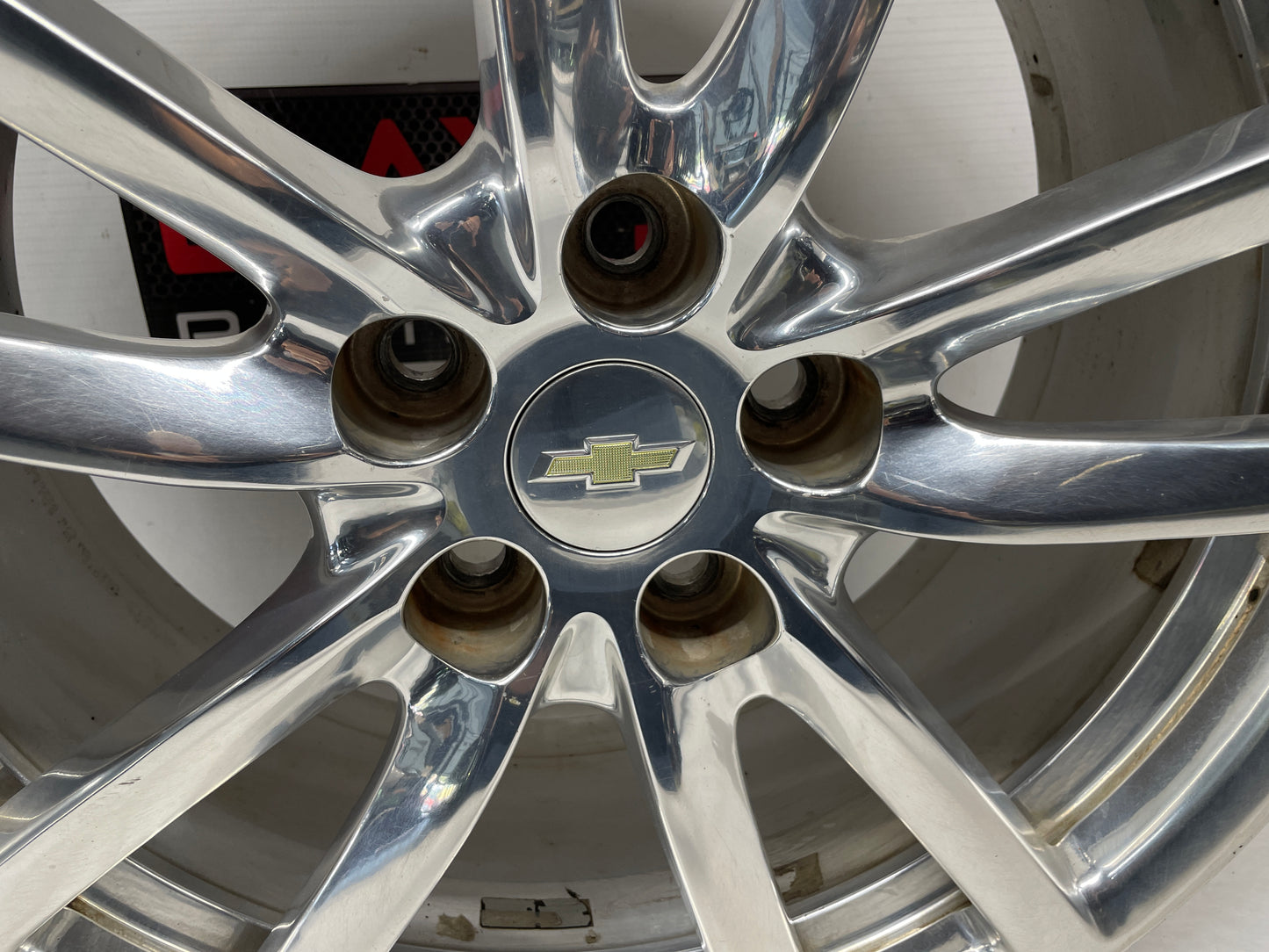2014 Chevy SS Sedan Factory OEM Front Wheel 19X8.5 - Day's Parts Yard