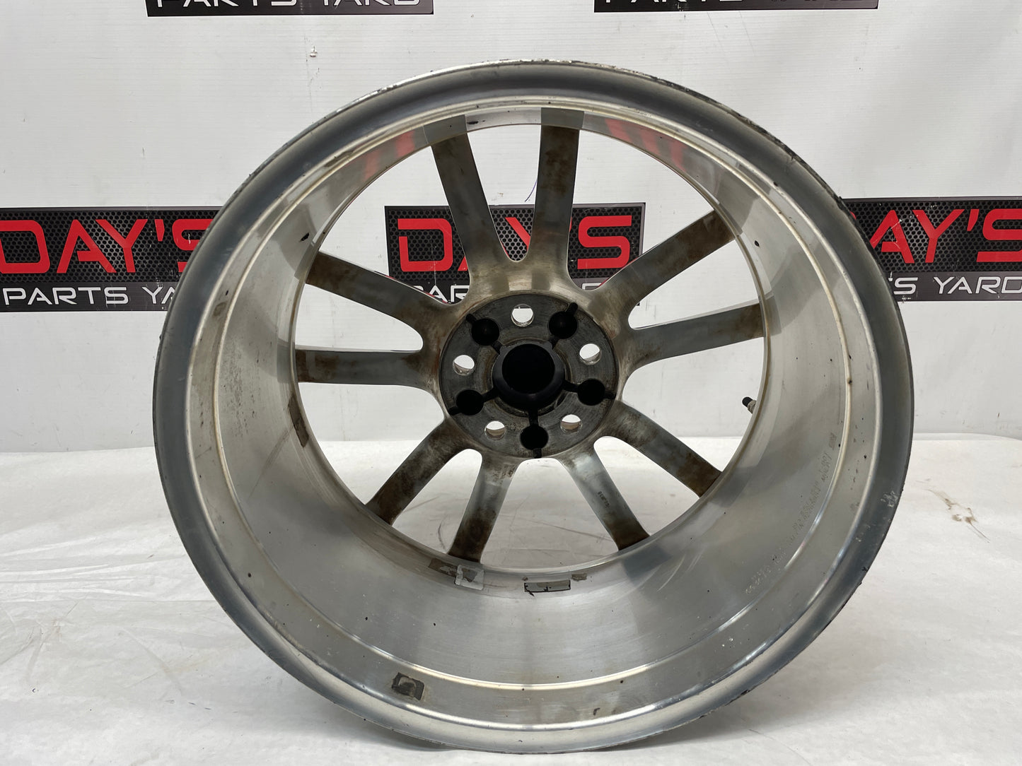 2014 Chevy SS Sedan Factory OEM Front Wheel 19X8.5 - Day's Parts Yard