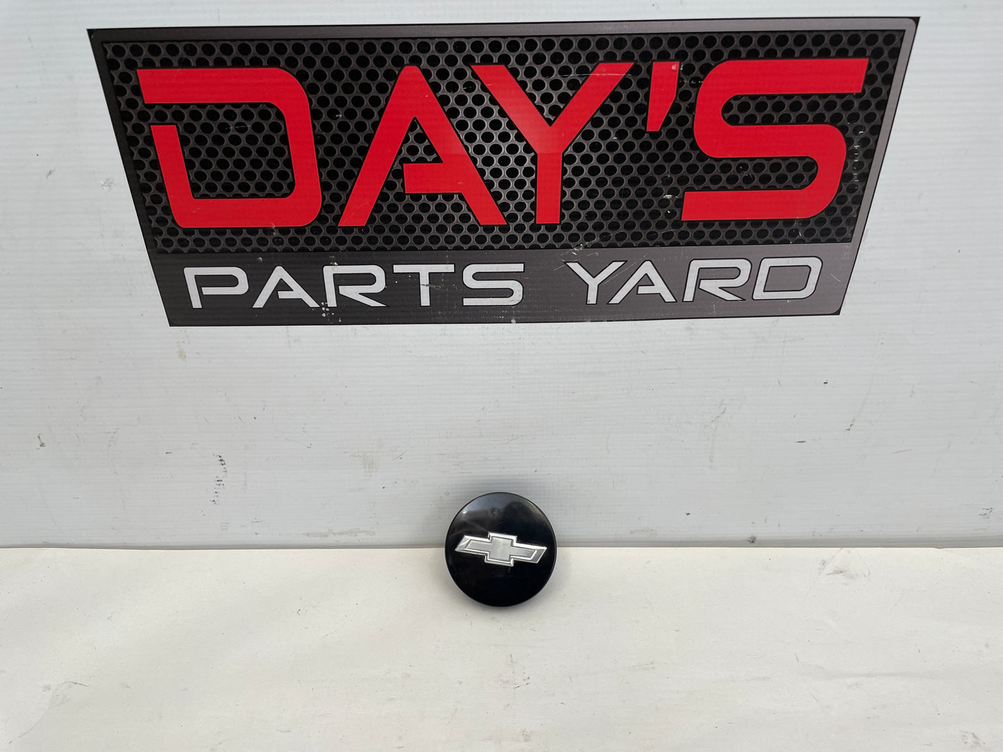 2019 Chevy Camaro SS Wheel Center Cap OEM - Day's Parts Yard