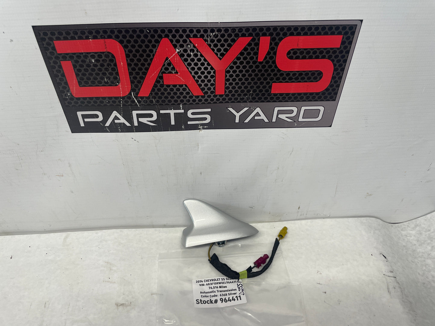 2014 Chevy SS Sedan Shark Fin Roof Antenna OEM - Day's Parts Yard