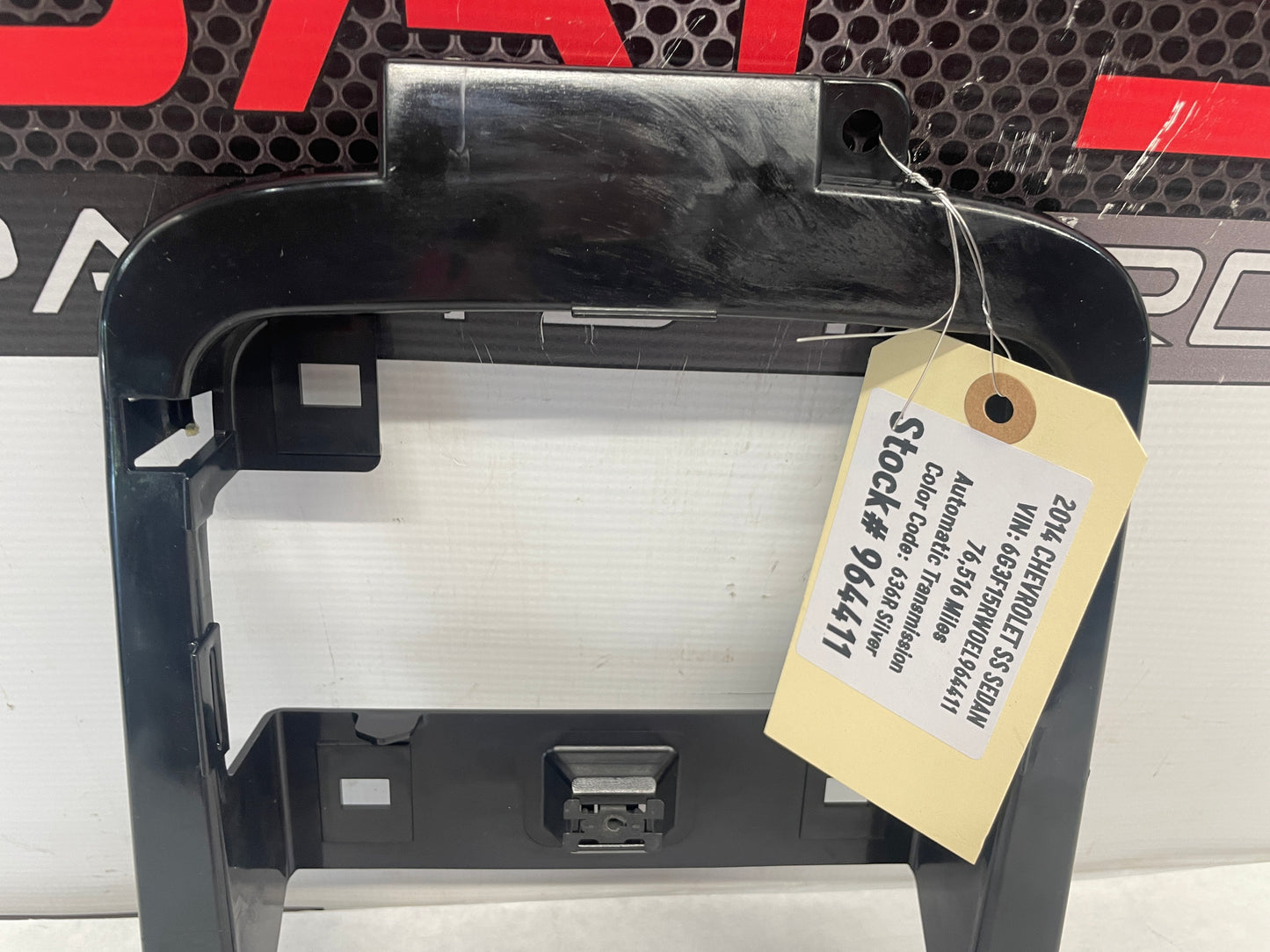 2014 Chevy SS Sedan Over Head Console Dome Light Frame Bracket Bezel OEM - Day's Parts Yard