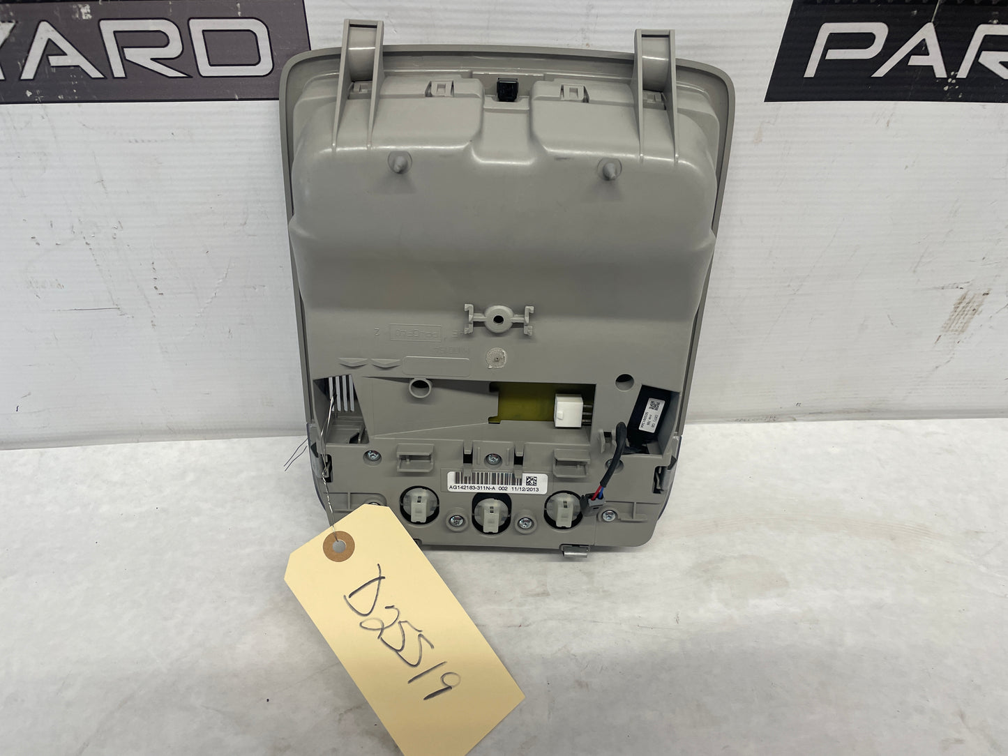 2014 Chevy SS Sedan Overhead Console Dome Light Controls OEM - Day's Parts Yard