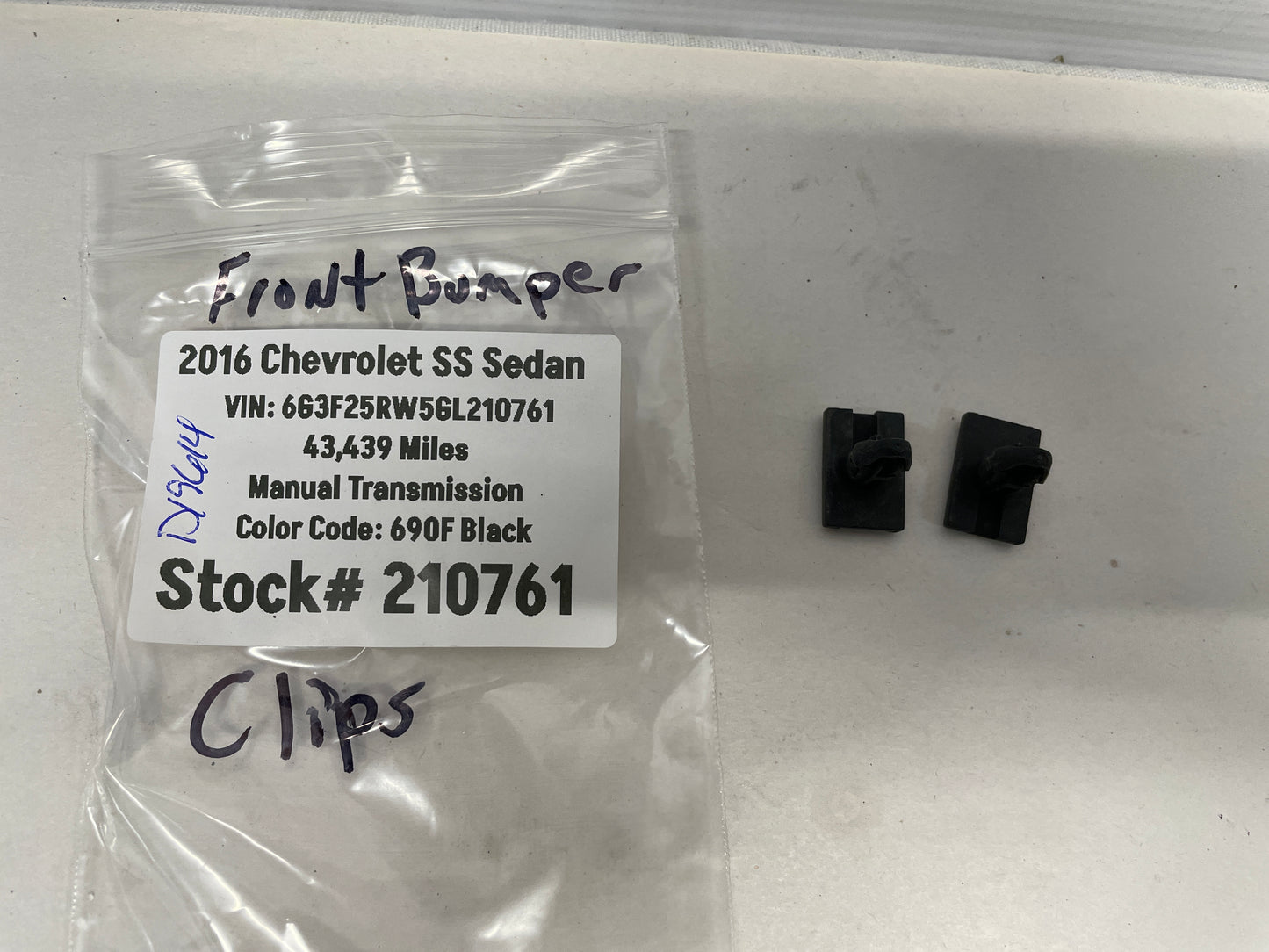 2016 Chevy SS Sedan Front Bumper Clips OEM - Day's Parts Yard