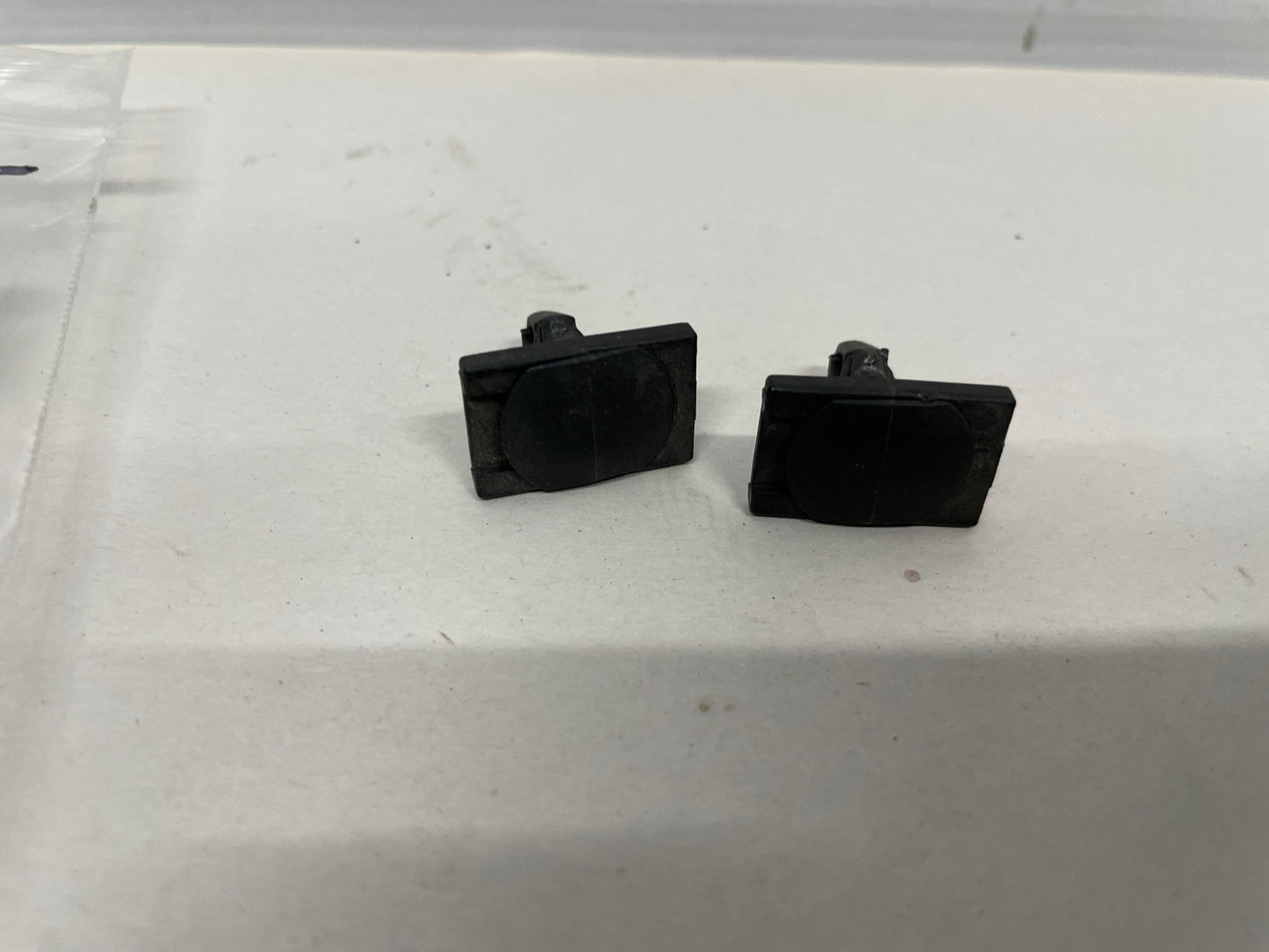 2016 Chevy SS Sedan Front Bumper Clips OEM - Day's Parts Yard