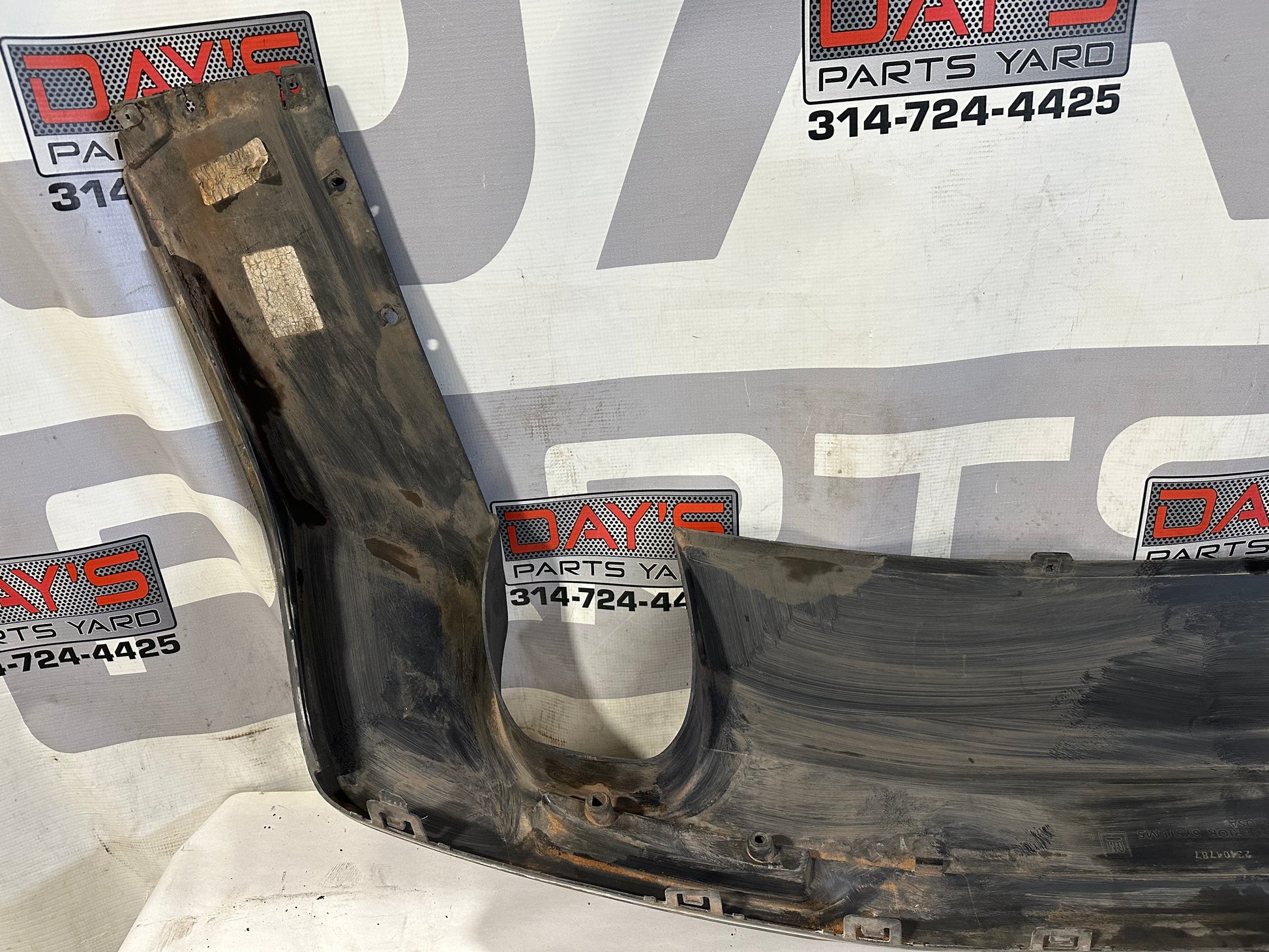 2020 Chevy Camaro SS Rear Lower Valance Diffuser OEM LOCAL PICK UP - Day's Parts Yard
