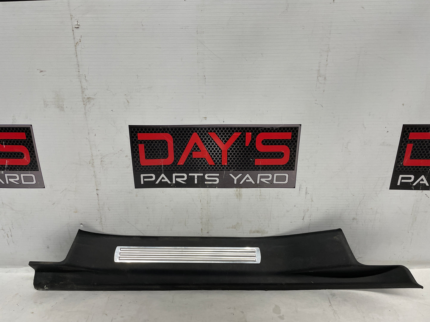 2013 Chevy Caprice PPV LH Driver Rear Door Scuff Sill Plate Panel Trim Molding OEM - Day's Parts Yard