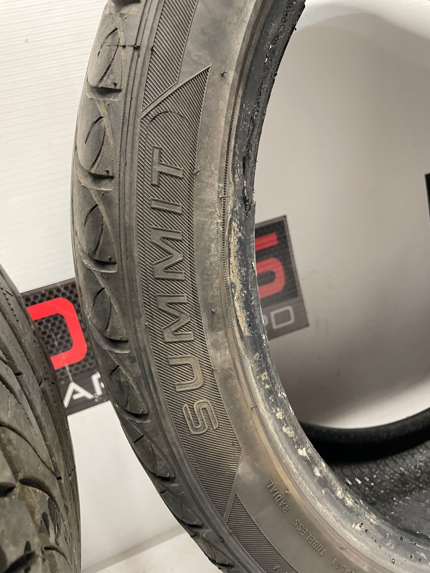 245/40ZR19 Summit Ultramax Tires - Day's Parts Yard