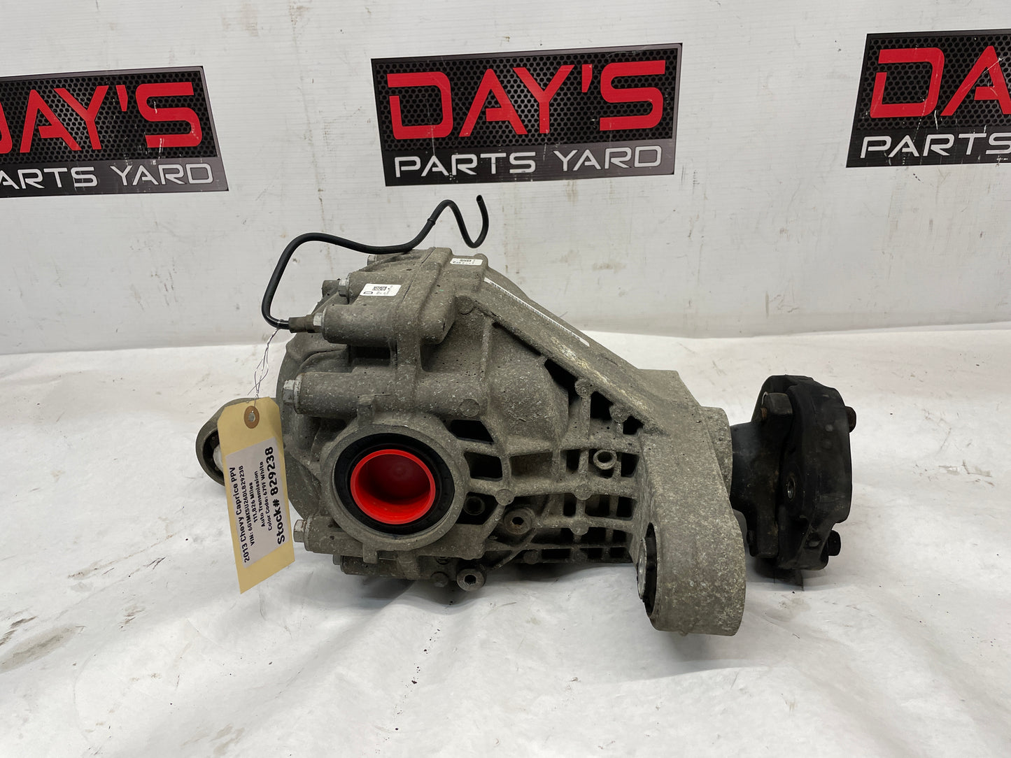 2013 Chevy Caprice PPV Rear End Rearend Carrier Differential 2.92 LSD OEM - Day's Parts Yard