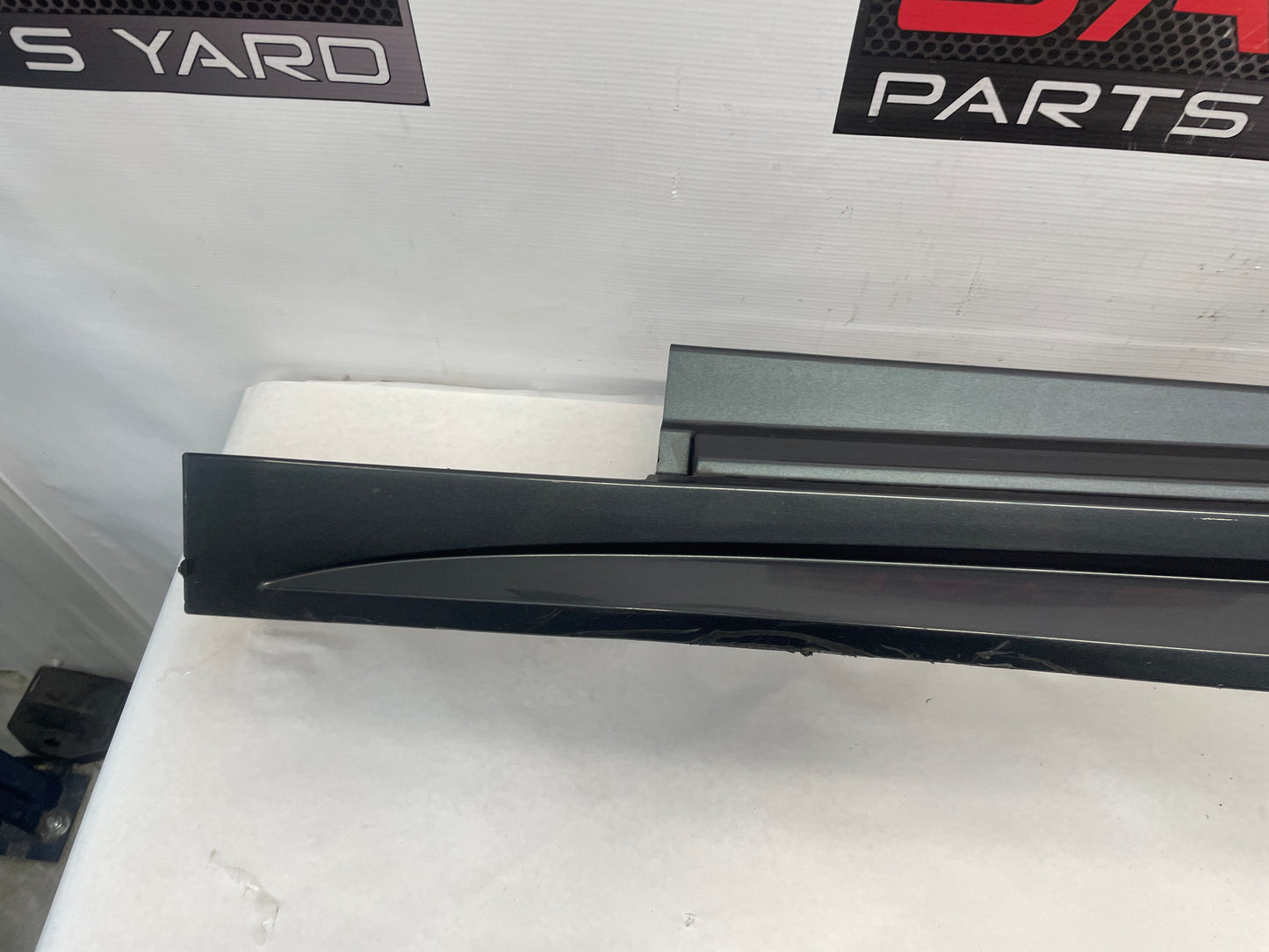 2011 Cadillac CTS-V LH Driver Rocker Molding Side Skirt OEM - Day's Parts Yard