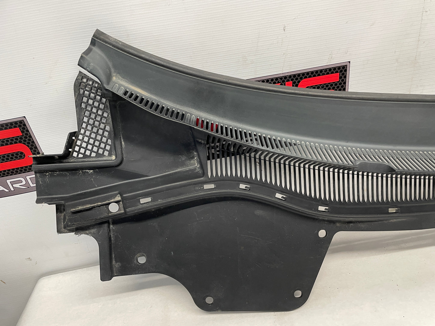 2014 Chevy SS Sedan Windshield Wiper Cowl Trim Panel Molding OEM - Day's Parts Yard