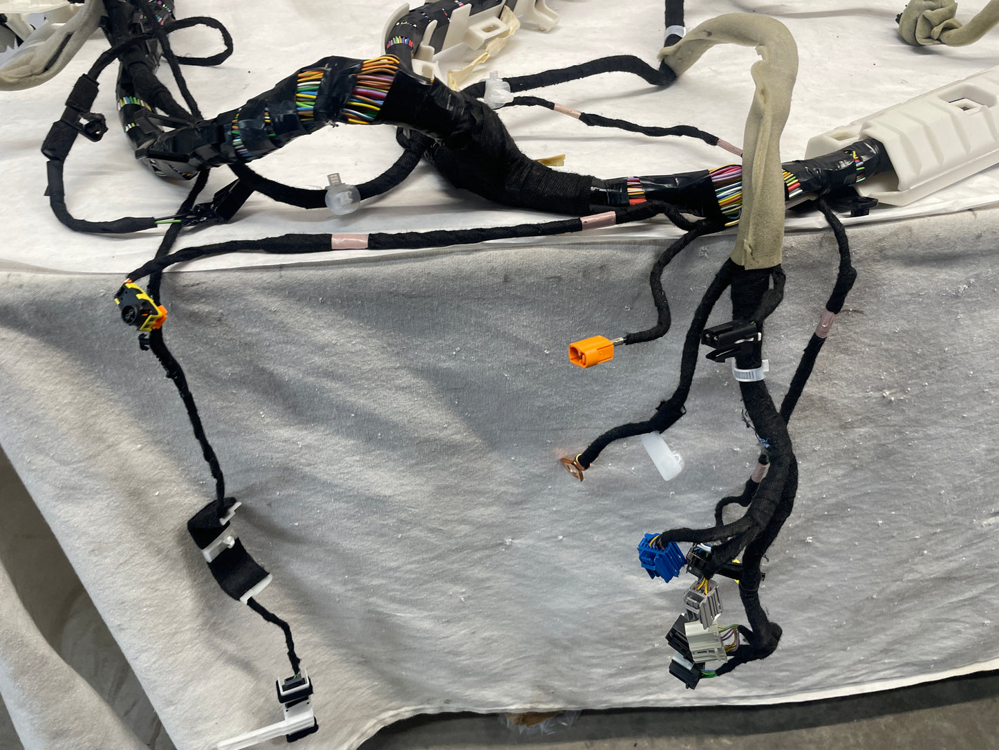 2014 Chevy SS Sedan Body Chassis Wire Wiring Harness OEM - Day's Parts Yard