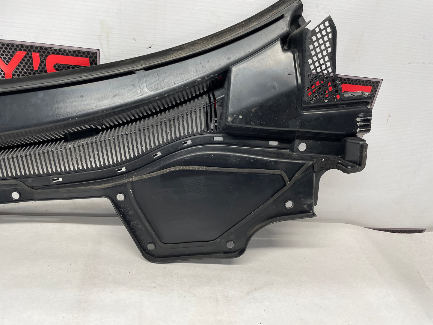 2014 Chevy SS Sedan Windshield Wiper Cowl Trim Panel Molding OEM - Day's Parts Yard