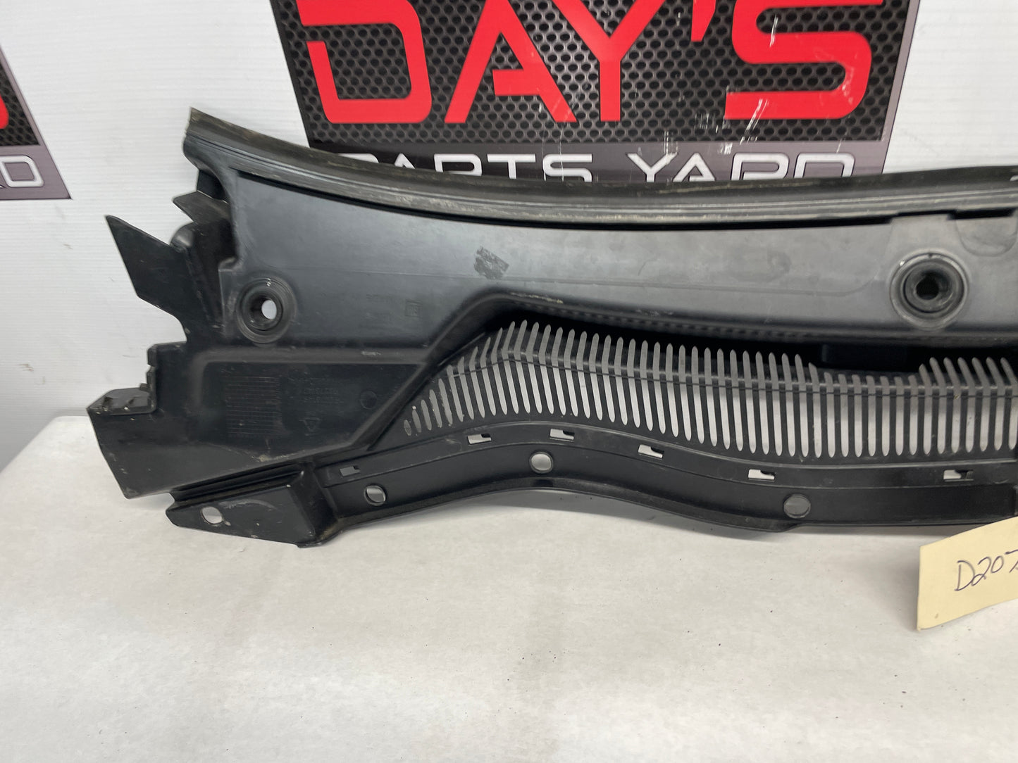 2014 Chevy SS Sedan Windshield Wiper Cowl Trim Panel Molding OEM - Day's Parts Yard
