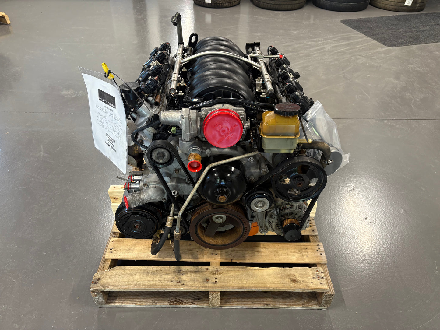 6.0 LS2 Engine 4L65 Automatic Transmission Drivetrain Pullout 400HP - Day's Parts Yard